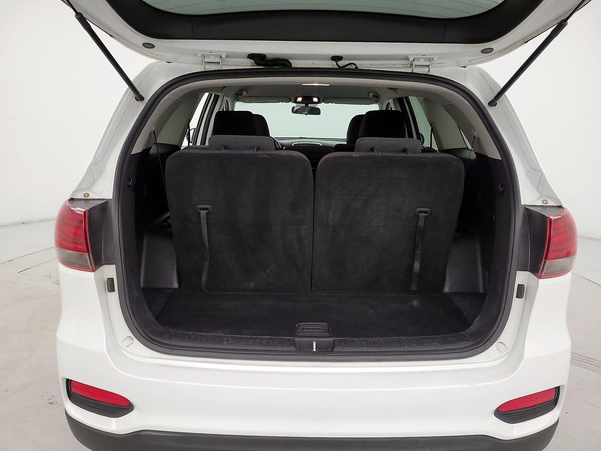 Thumbnail: 2019 Kia Sorento - 20