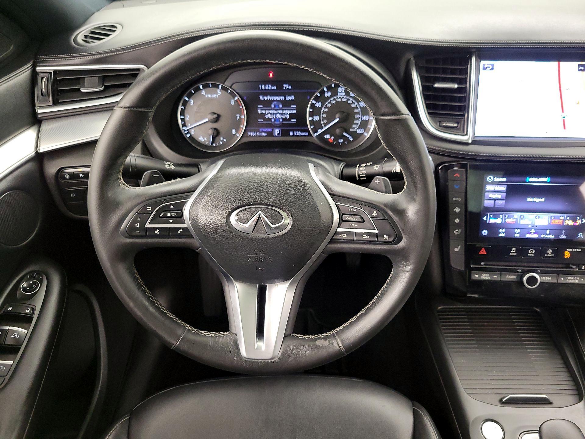 Thumbnail: 2020 INFINITI QX50 - 10