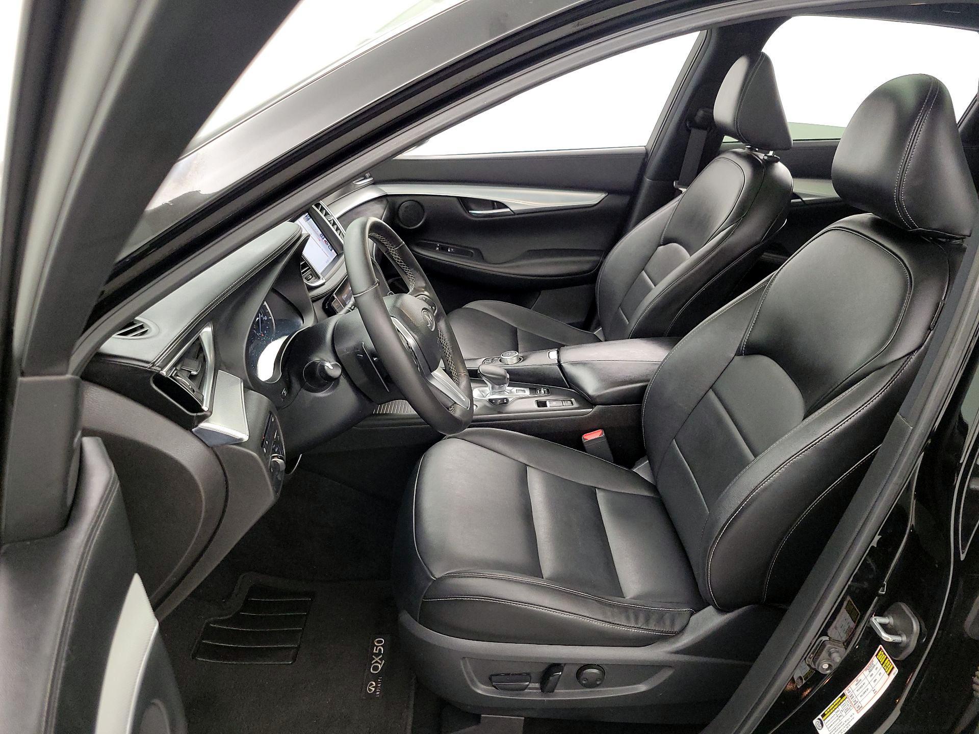 Thumbnail: 2020 INFINITI QX50 - 11