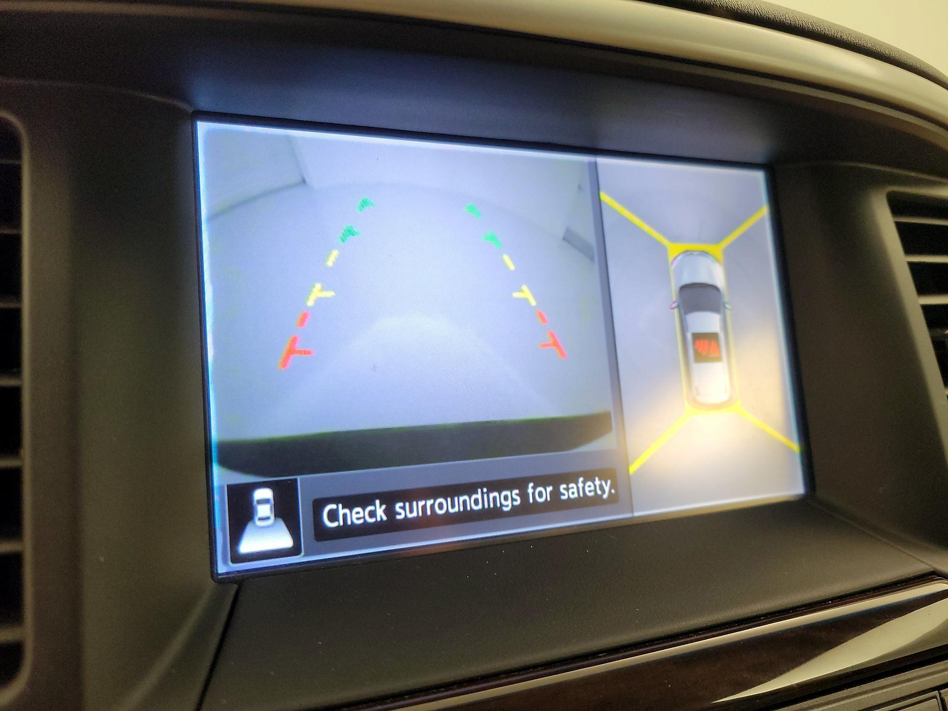 Thumbnail: 2016 Nissan Pathfinder - 15