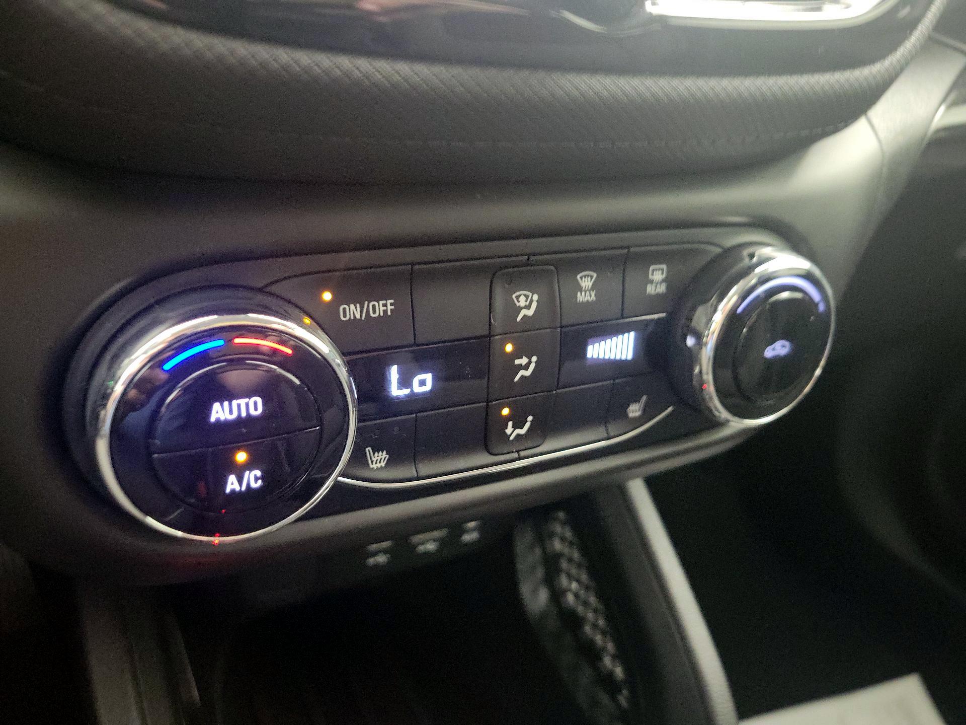 Thumbnail: 2021 Chevrolet TrailBlazer - 16