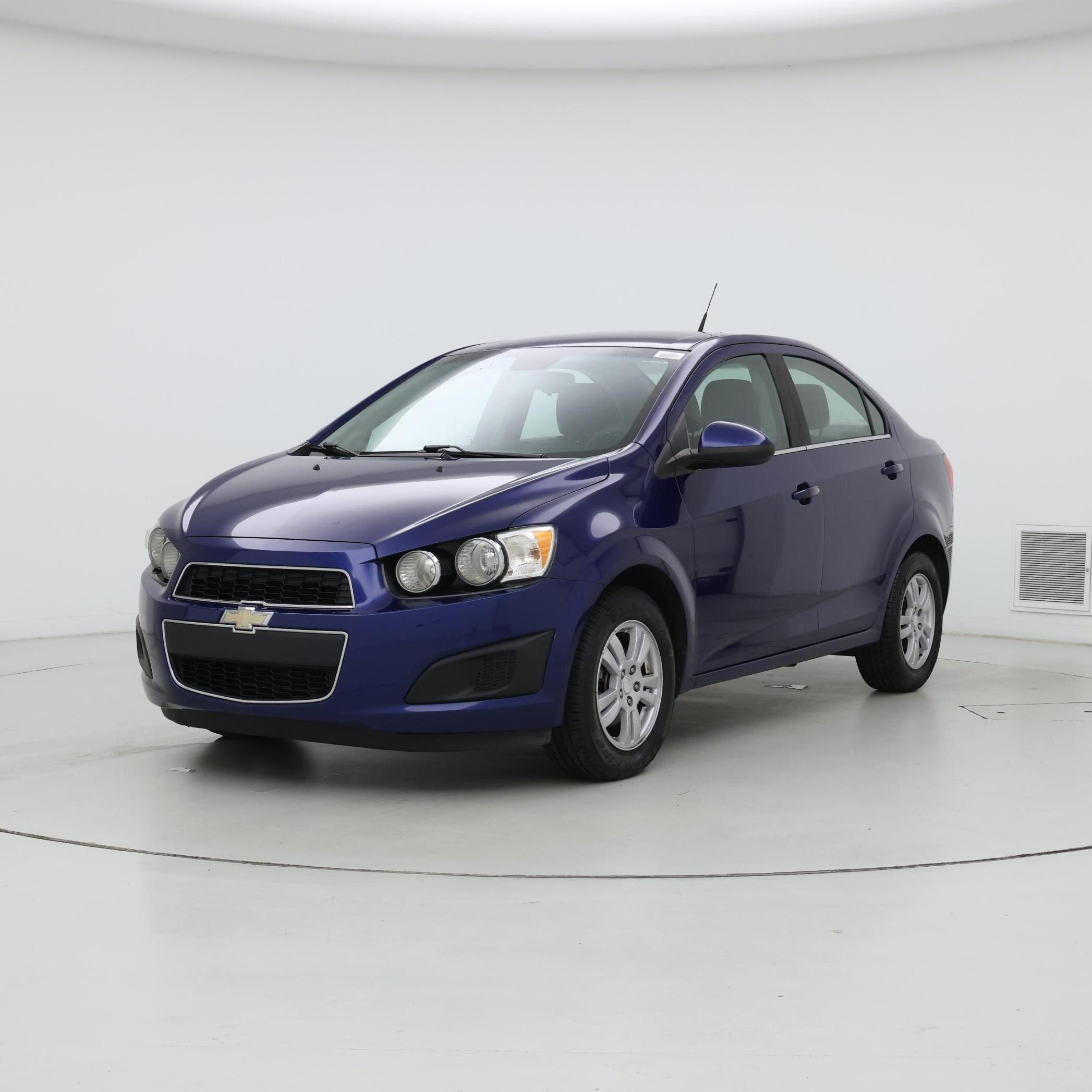 Thumbnail: 2014 Chevrolet Sonic - 4
