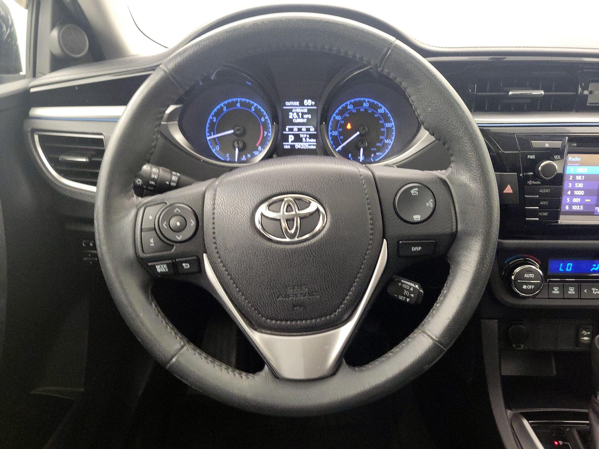 Thumbnail: 2015 Toyota Corolla - 10