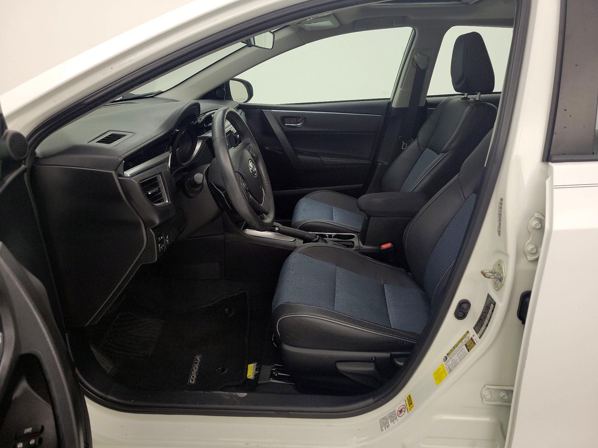 Thumbnail: 2015 Toyota Corolla - 11