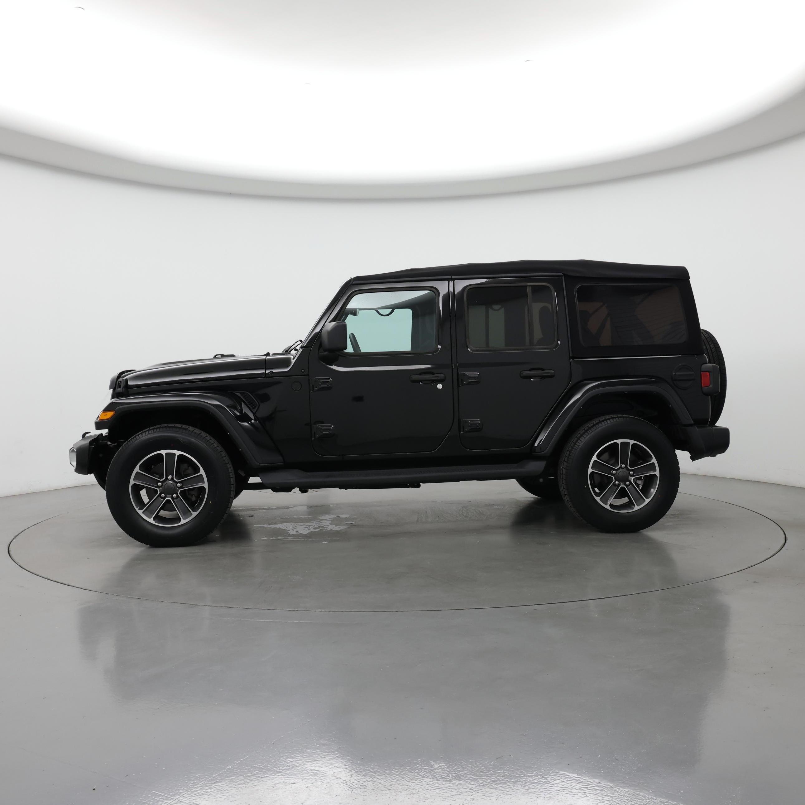 Thumbnail: 2023 Jeep Wrangler - 3