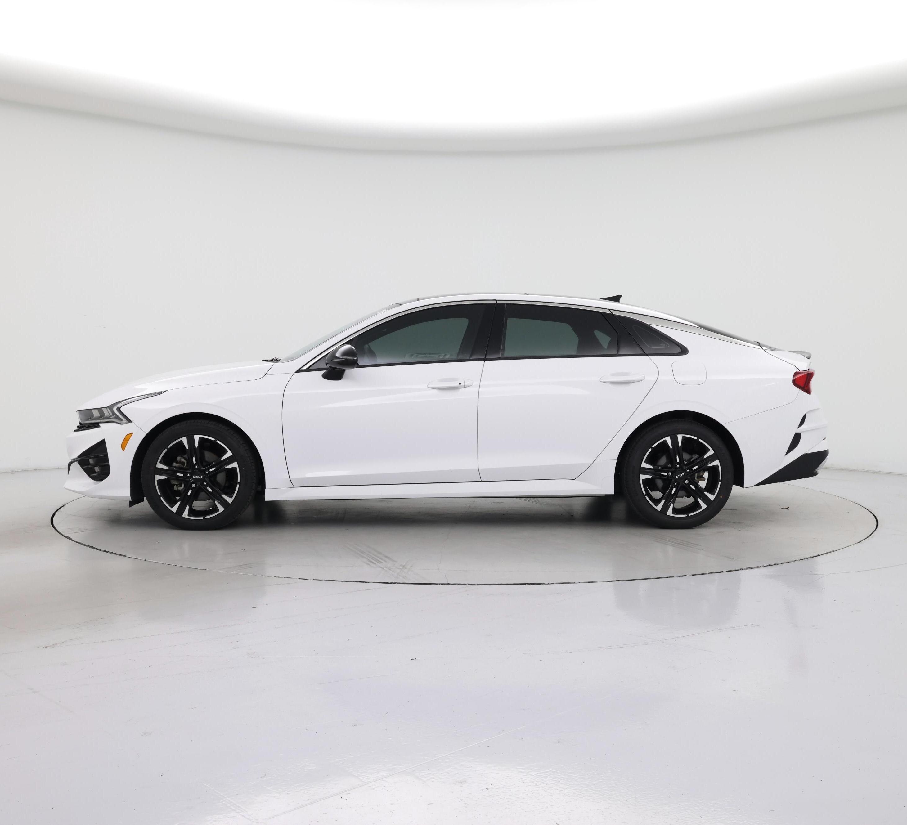 Thumbnail: 2023 Kia K5 - 3