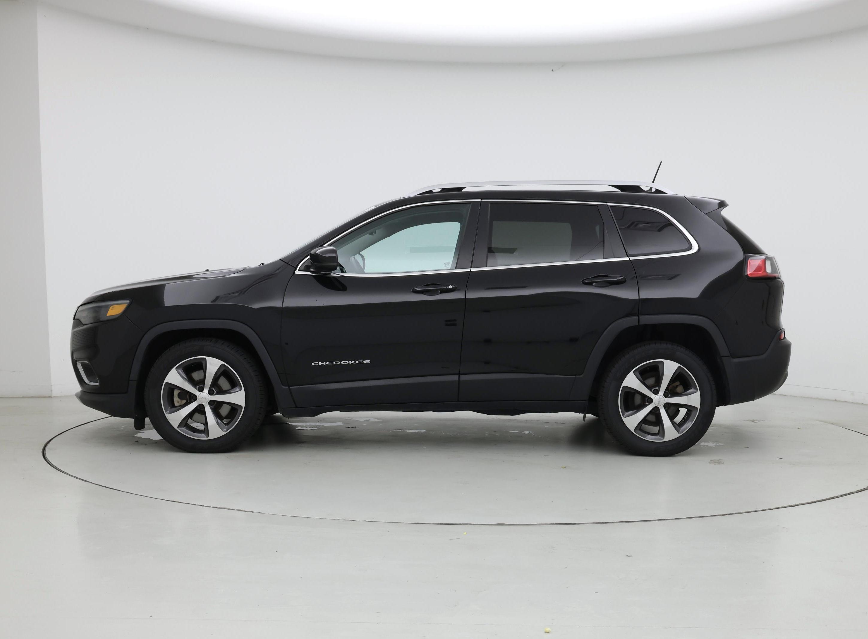 Thumbnail: 2019 Jeep Cherokee - 3