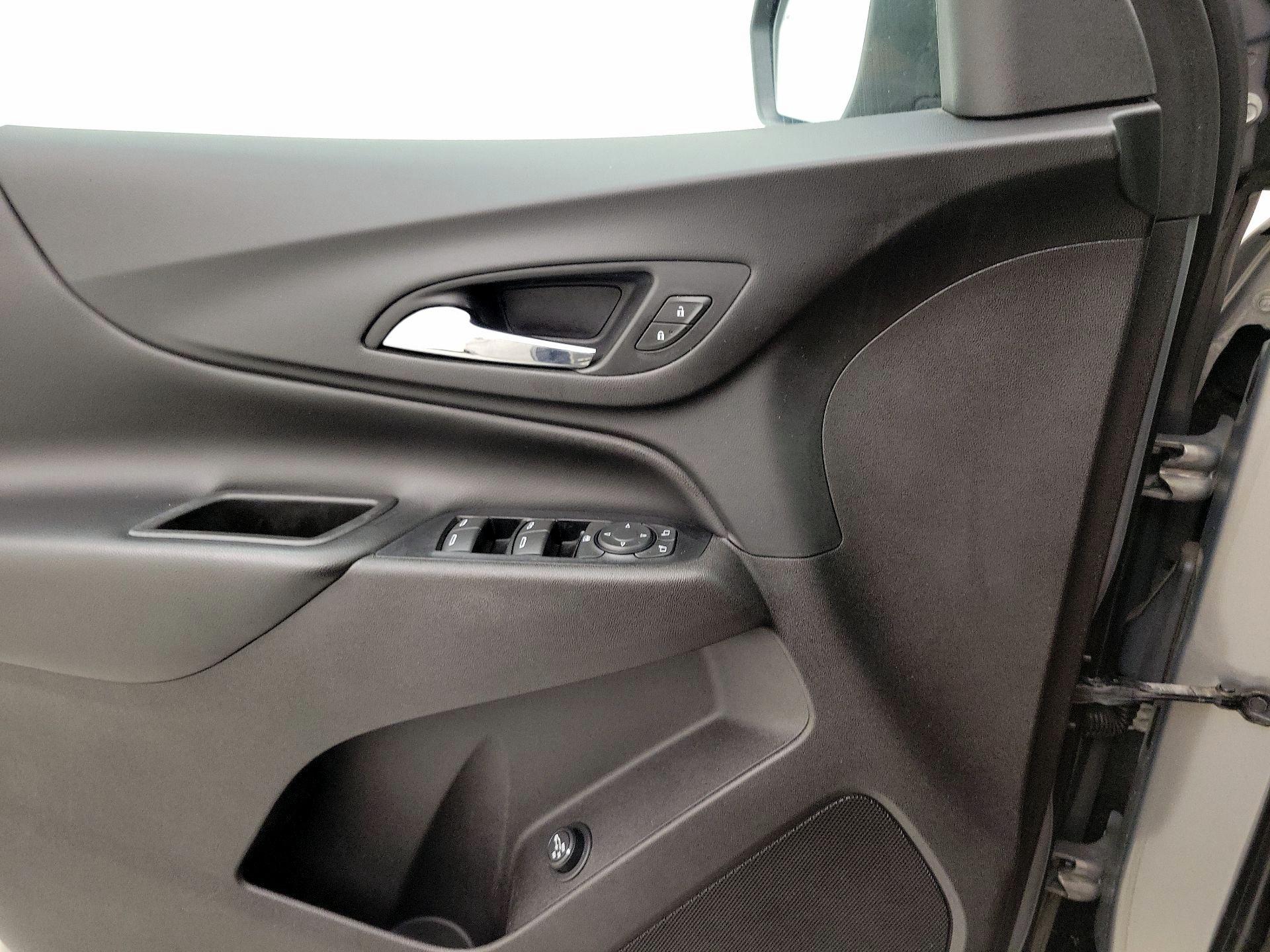 Thumbnail: 2018 Chevrolet Equinox - 12