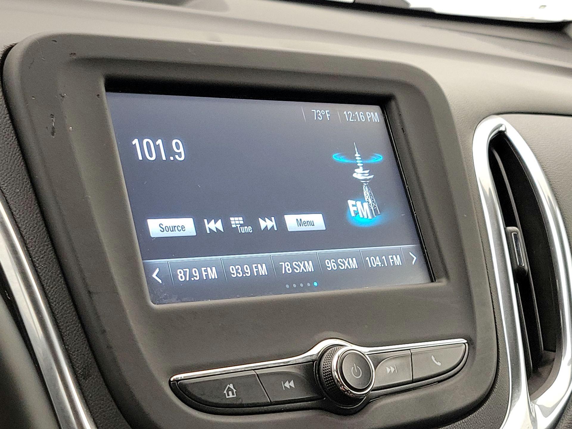 Thumbnail: 2018 Chevrolet Equinox - 15