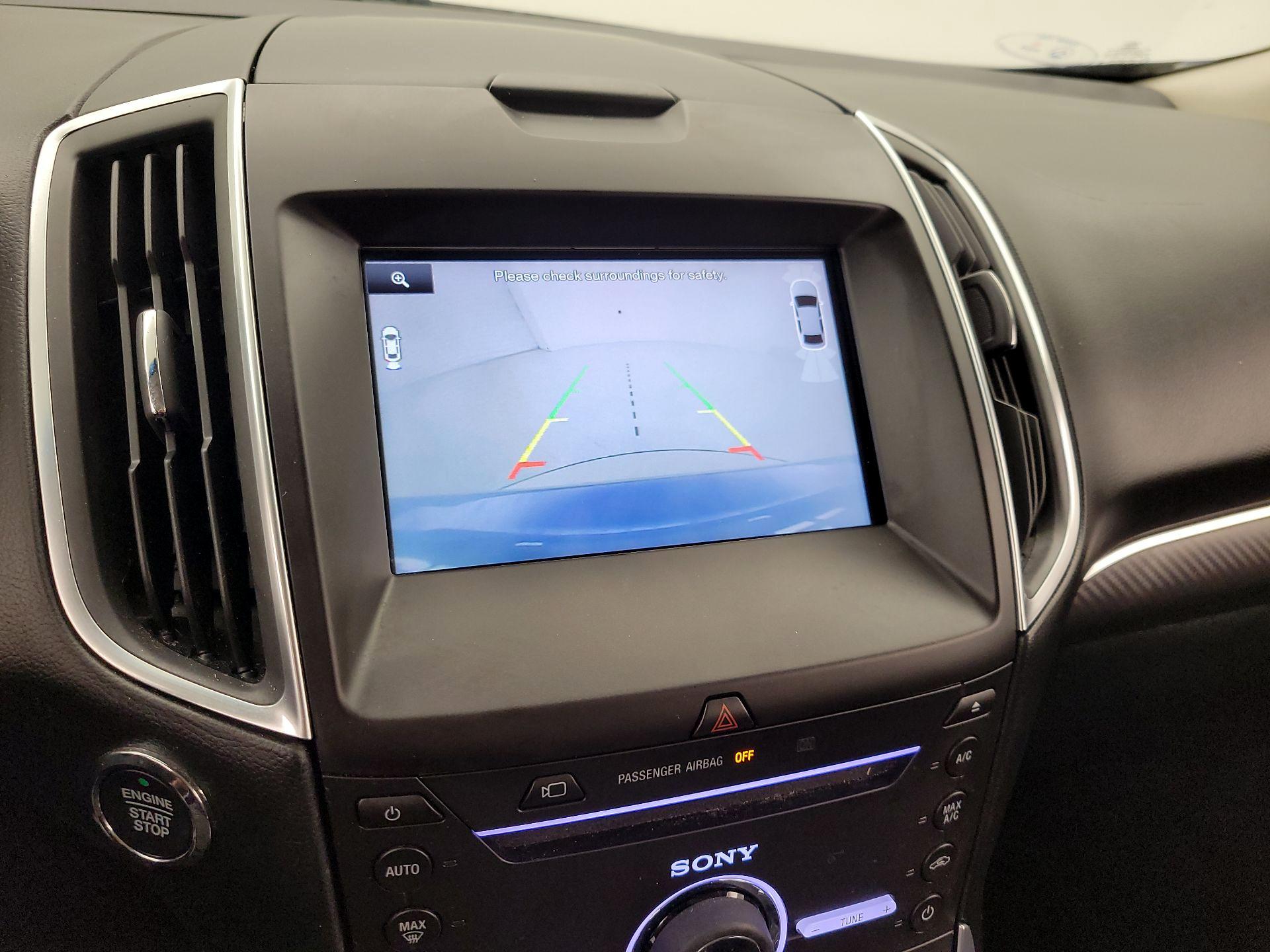Thumbnail: 2015 Ford Edge - 14