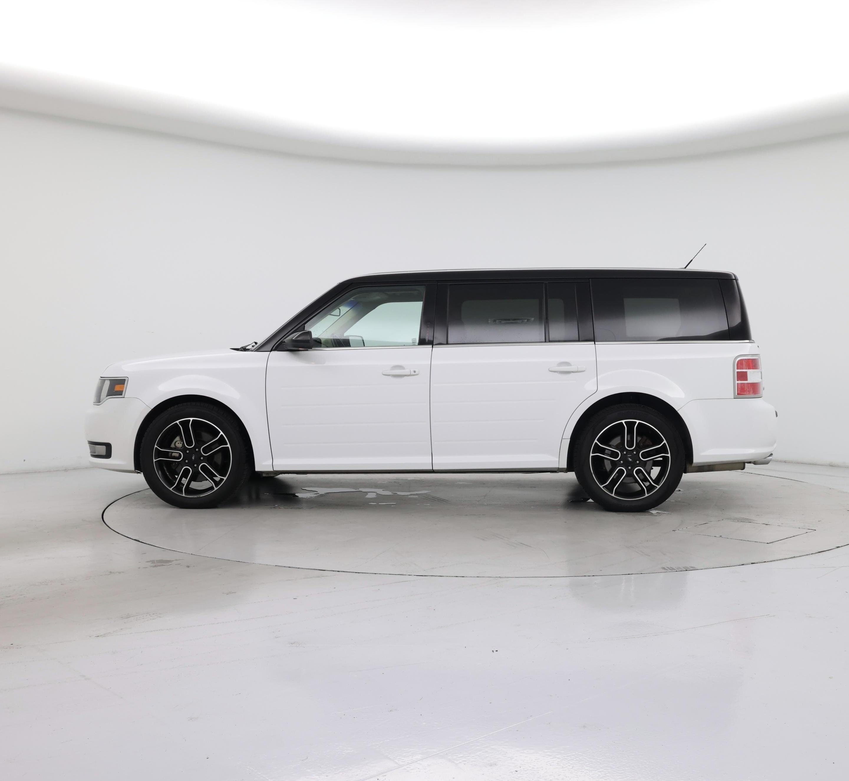 Thumbnail: 2014 Ford Flex - 3