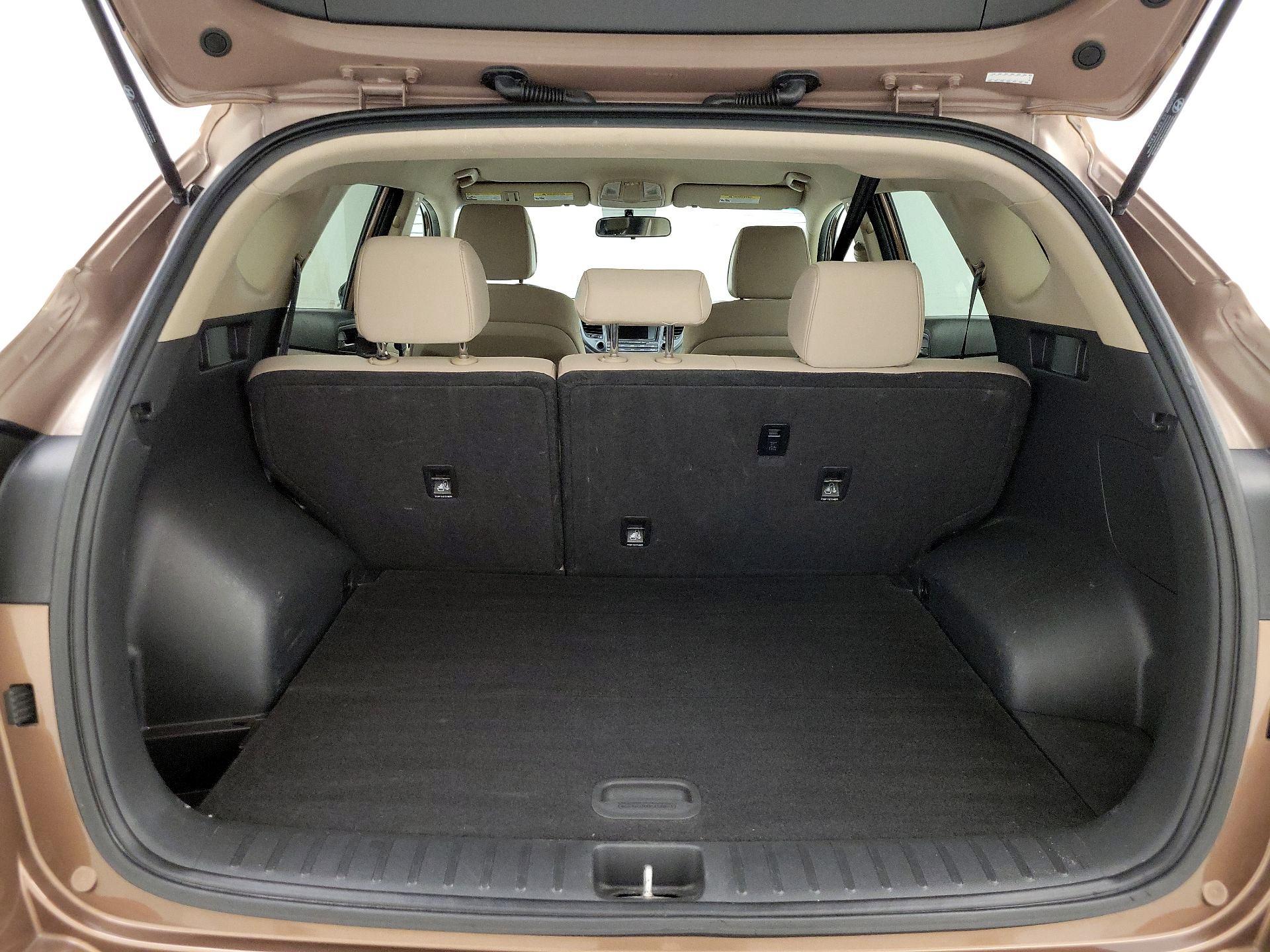 Thumbnail: 2016 Hyundai Tucson - 20