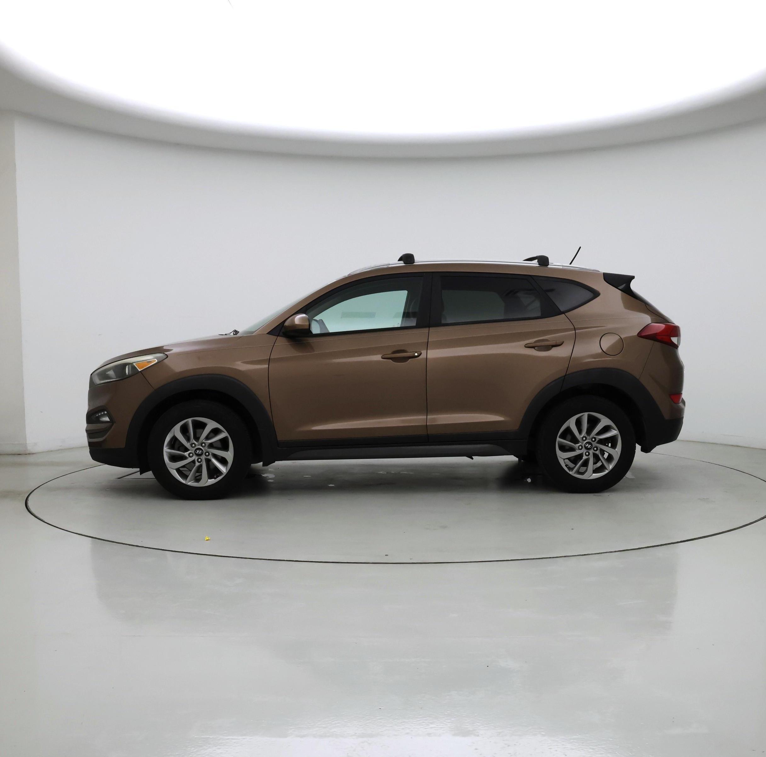 Thumbnail: 2016 Hyundai Tucson - 3