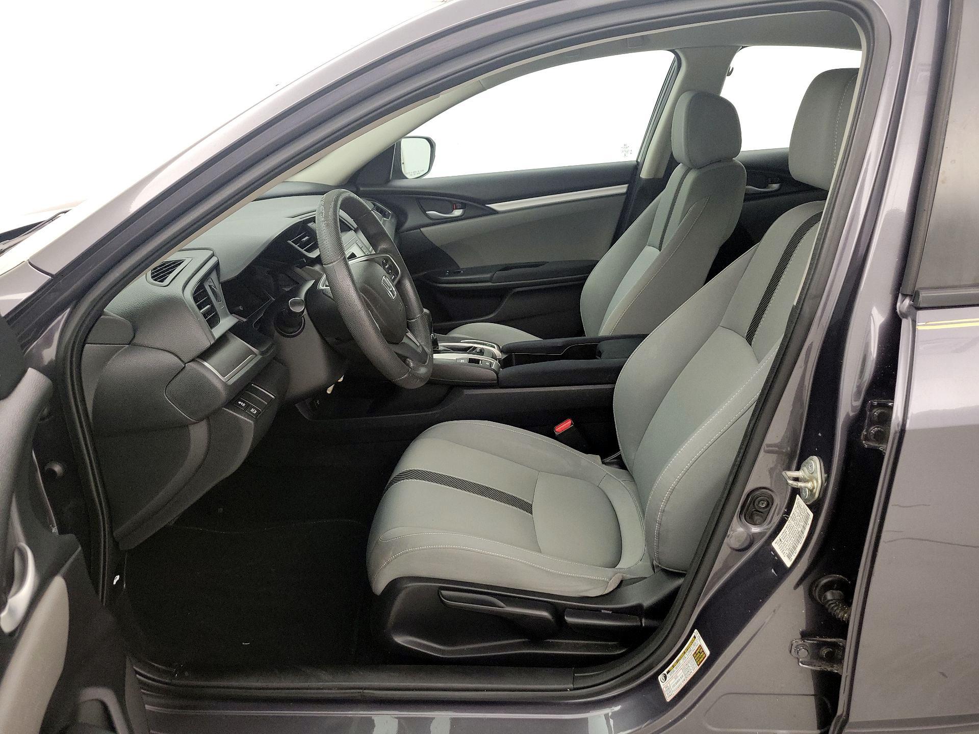 Thumbnail: 2016 Honda Civic - 11