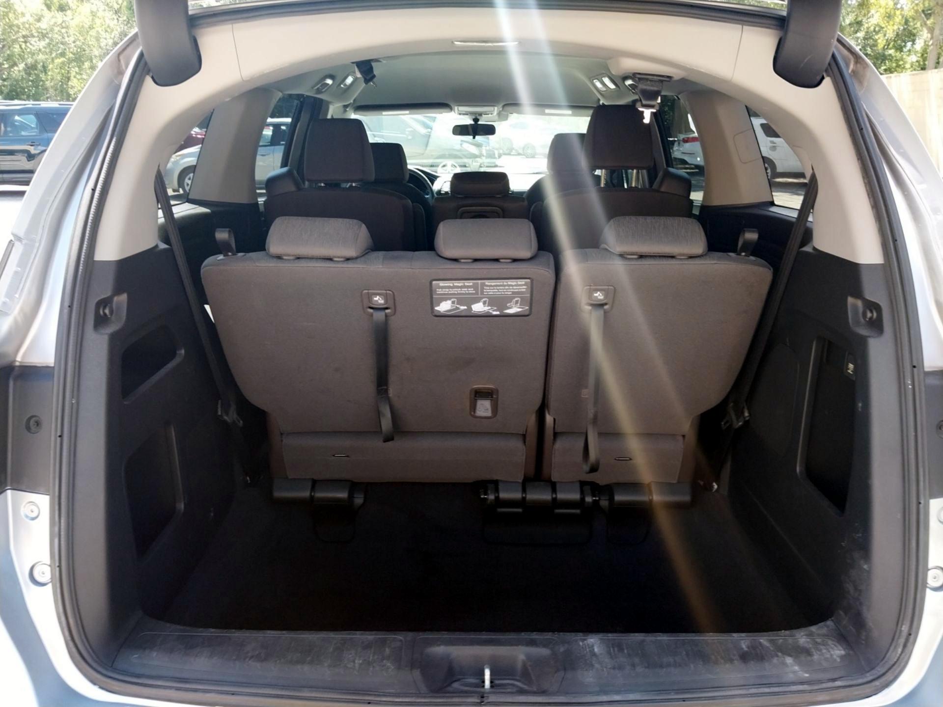 Thumbnail: 2019 Honda Odyssey - 19