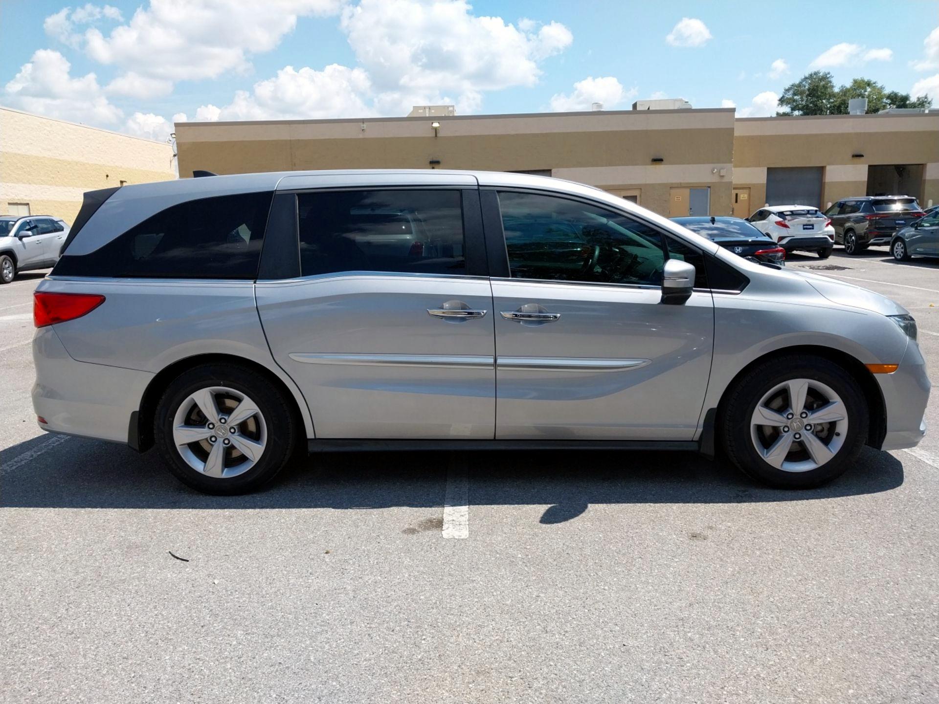 Thumbnail: 2019 Honda Odyssey - 4