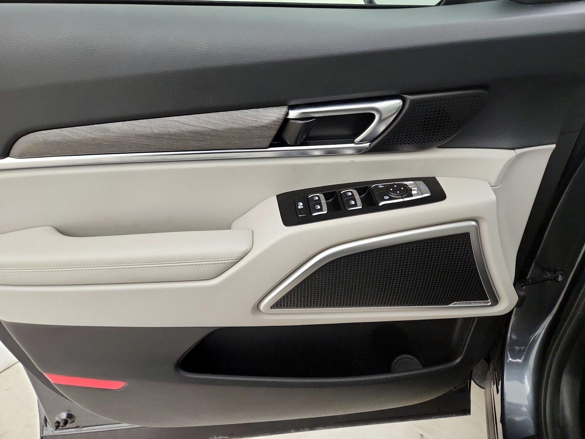 Thumbnail: 2022 Kia Telluride - 12