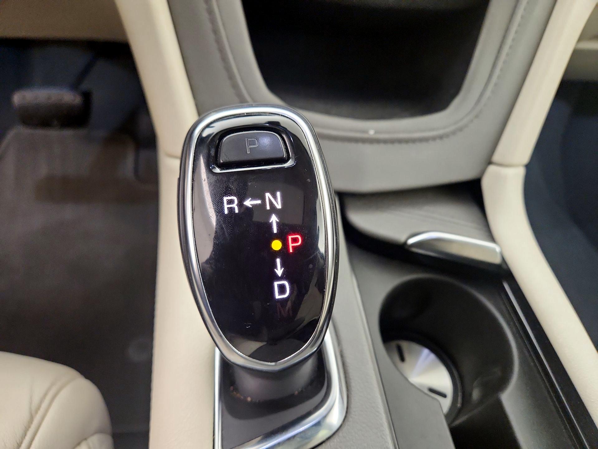 Thumbnail: 2019 Cadillac XT5 - 18