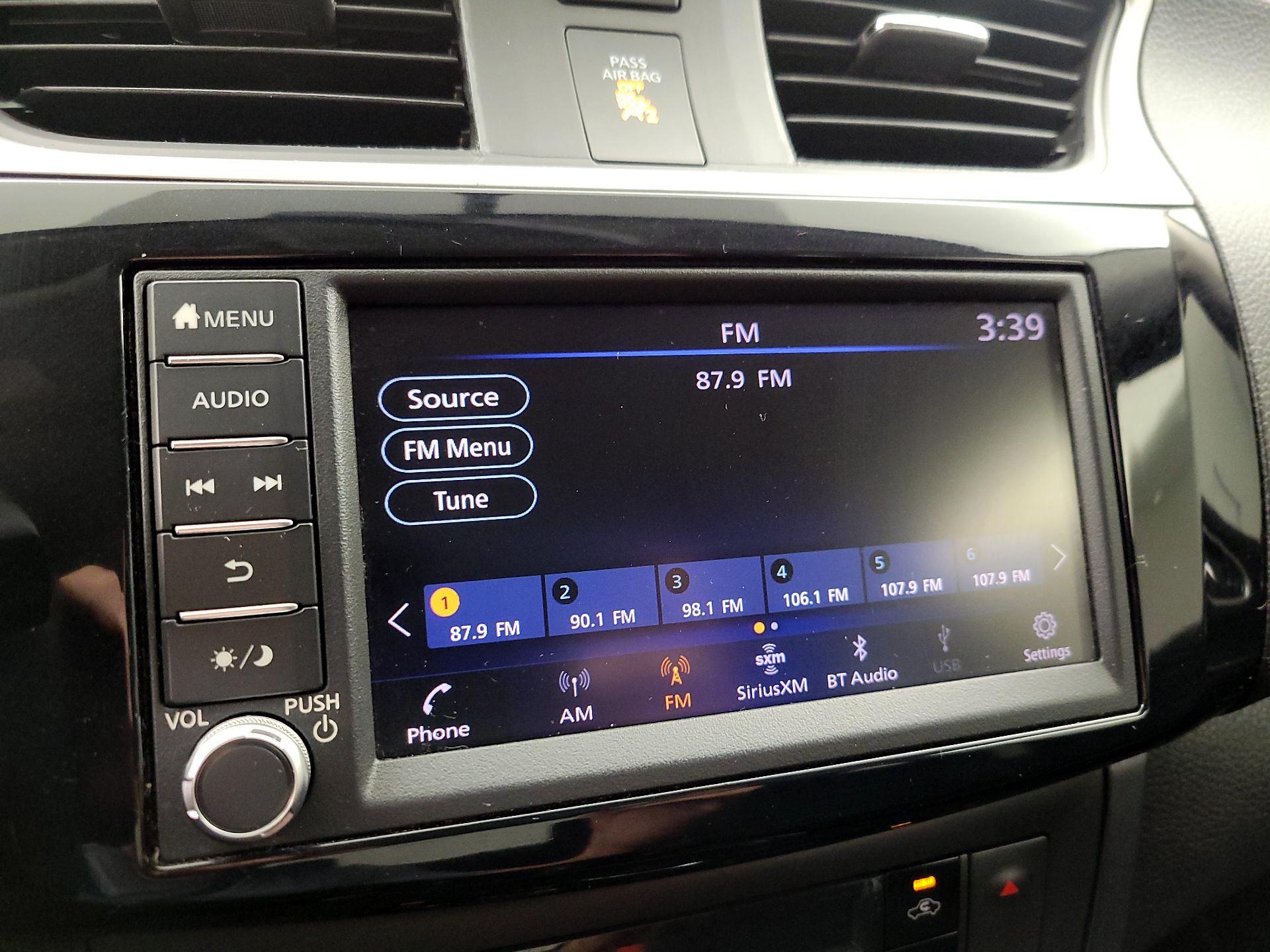 Thumbnail: 2019 Nissan Sentra - 15