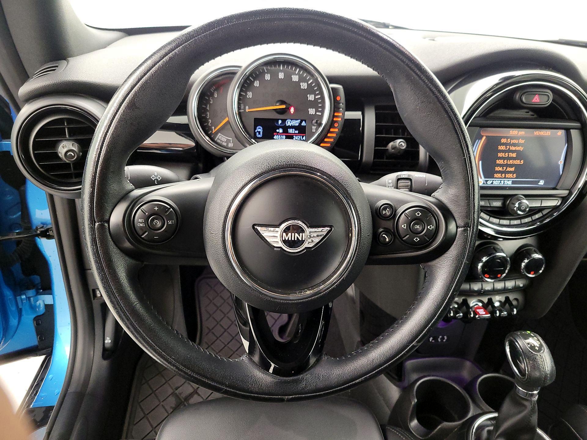 Thumbnail: 2017 MINI Cooper - 10