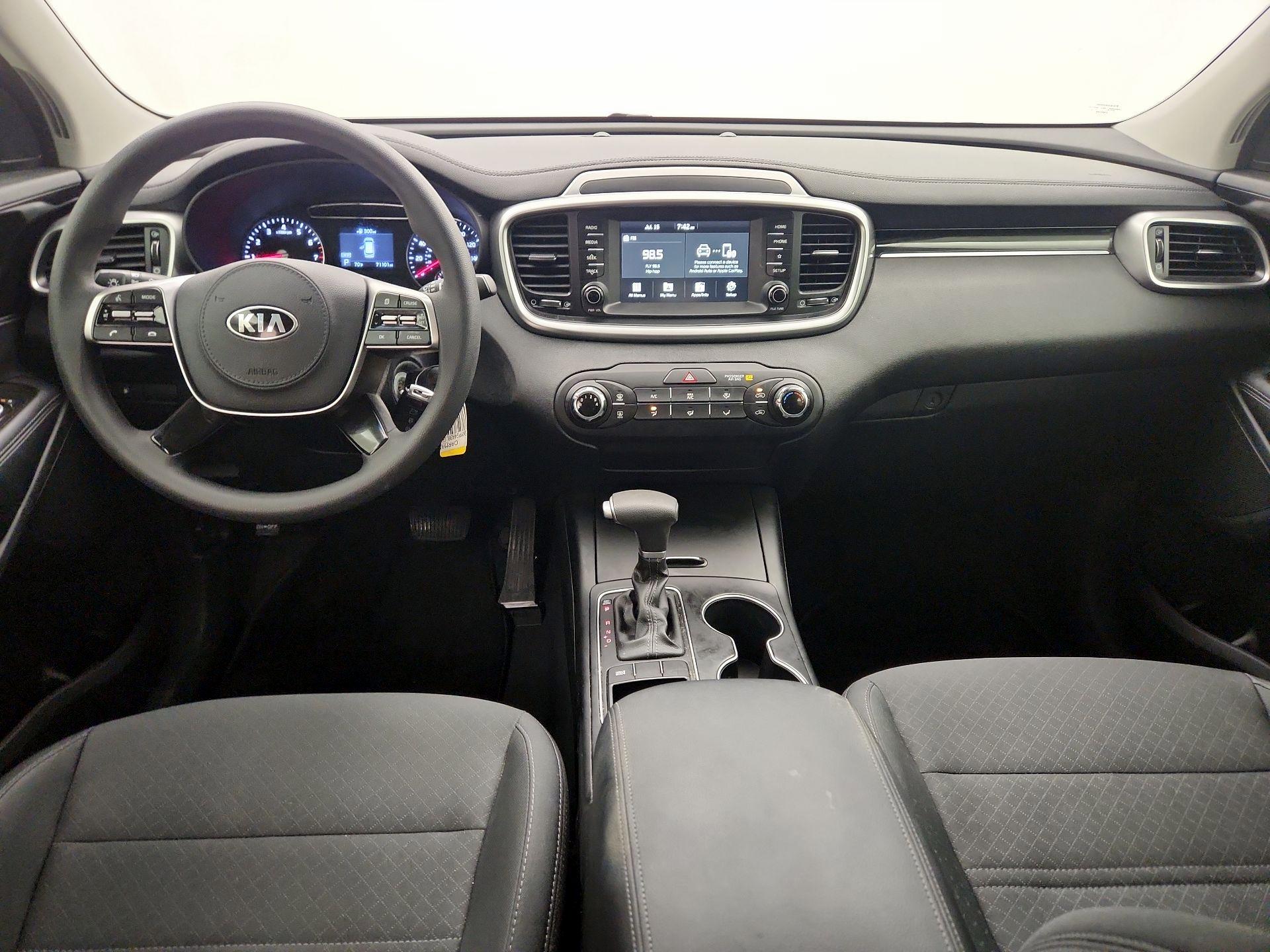Thumbnail: 2020 Kia Sorento - 9