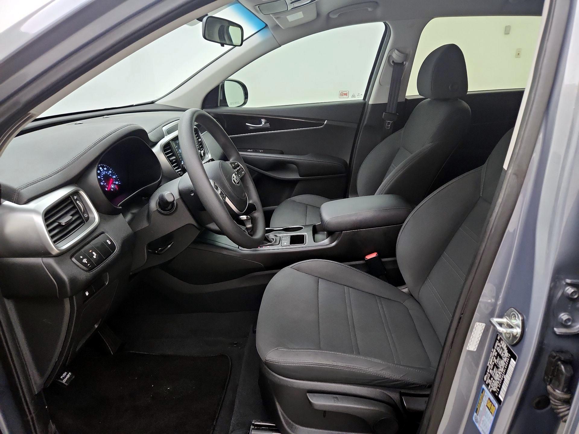 Thumbnail: 2020 Kia Sorento - 11