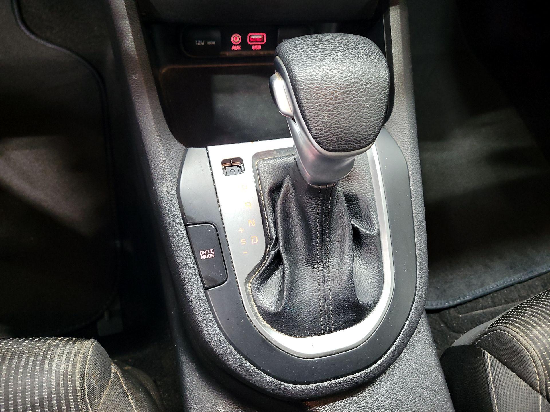 Thumbnail: 2019 Kia Forte - 15