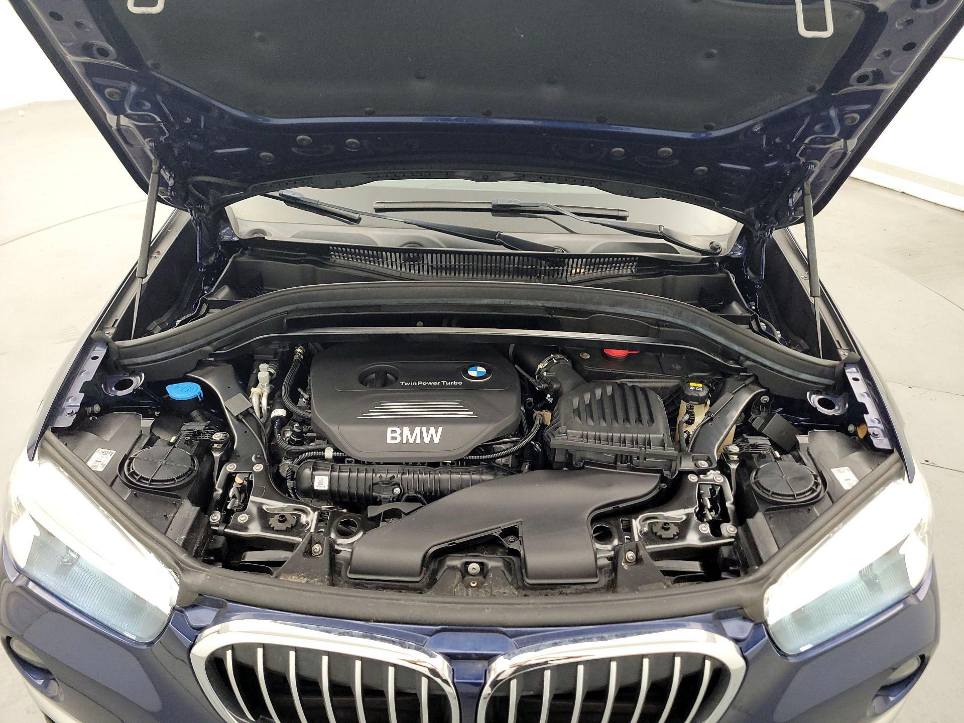 Thumbnail: 2019 BMW X1 - 17