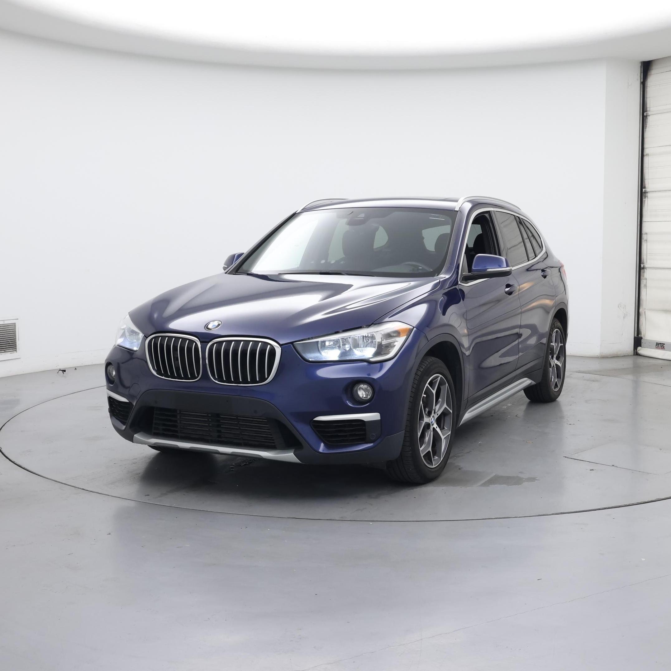 Thumbnail: 2019 BMW X1 - 4