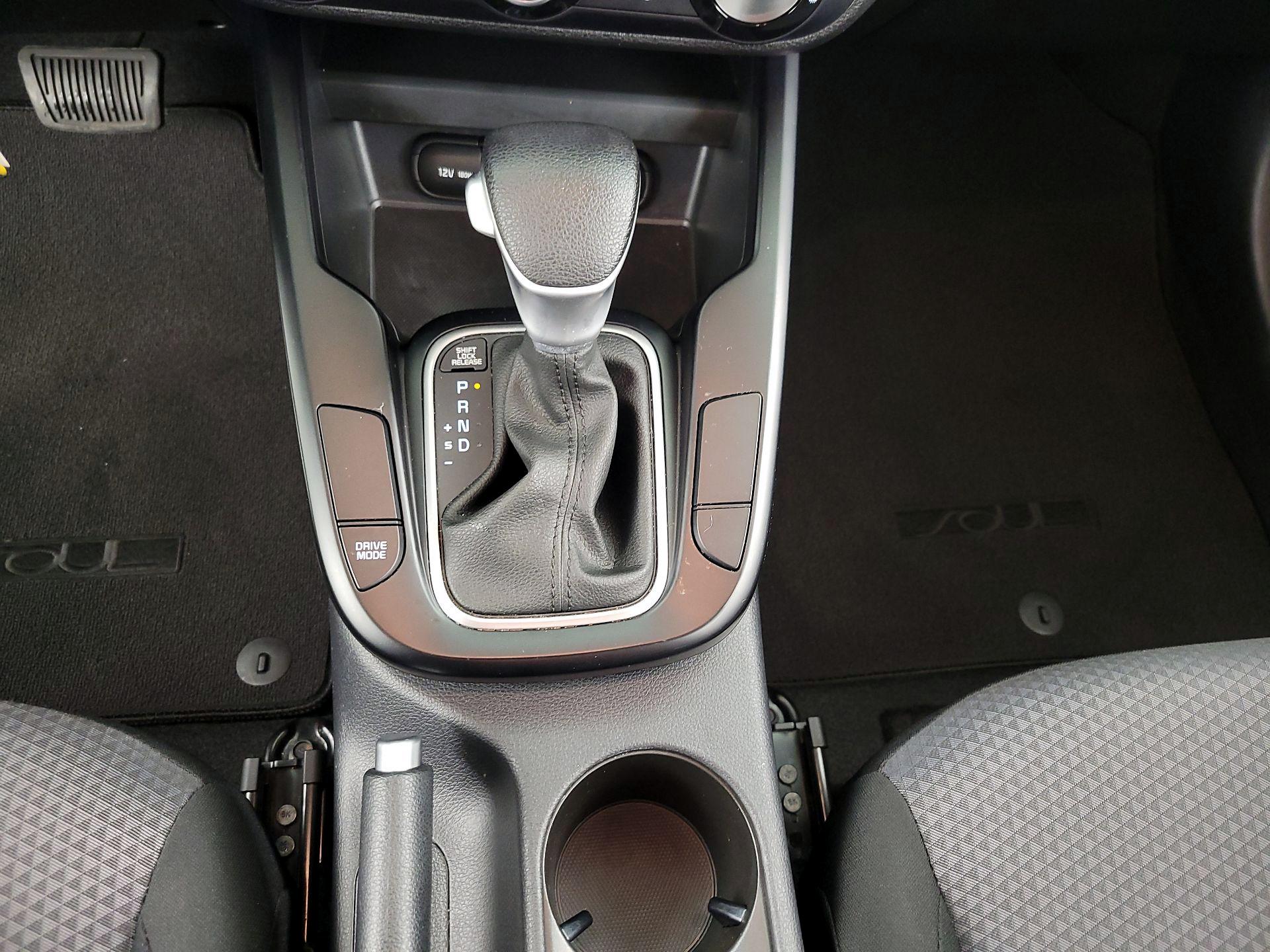 Thumbnail: 2023 Kia Soul - 17