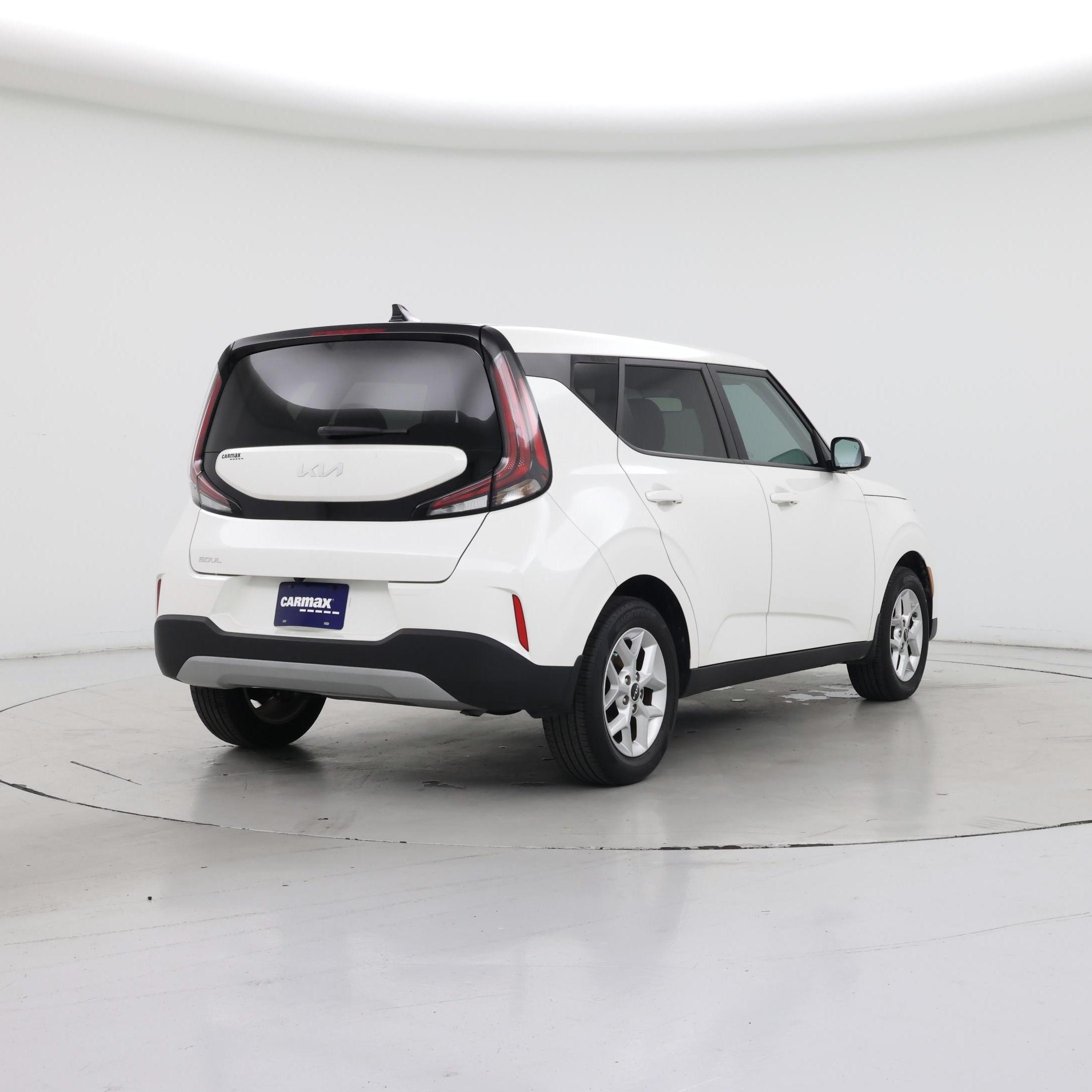 Thumbnail: 2023 Kia Soul - 8