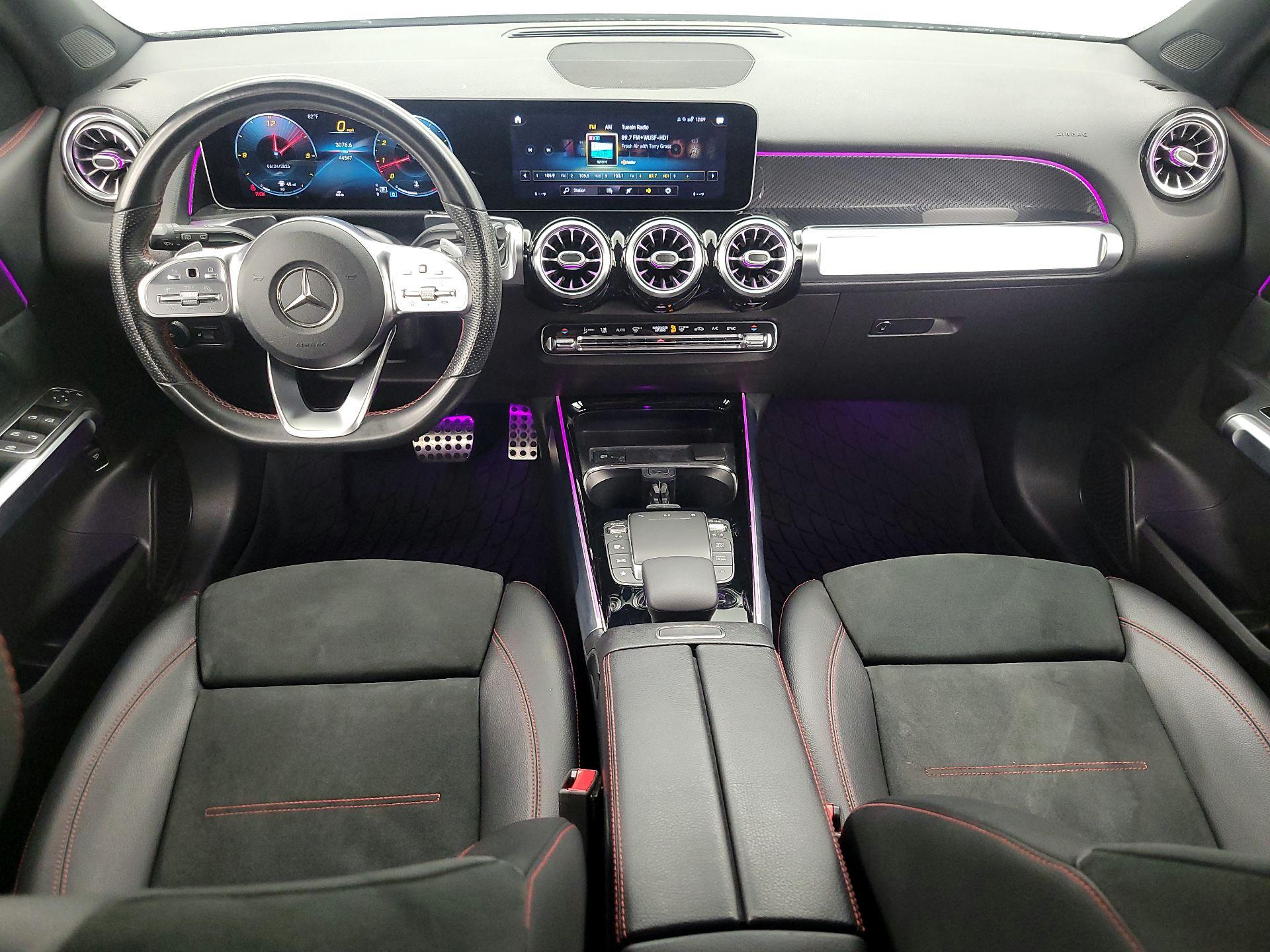 Thumbnail: 2021 Mercedes-Benz GLB - 9