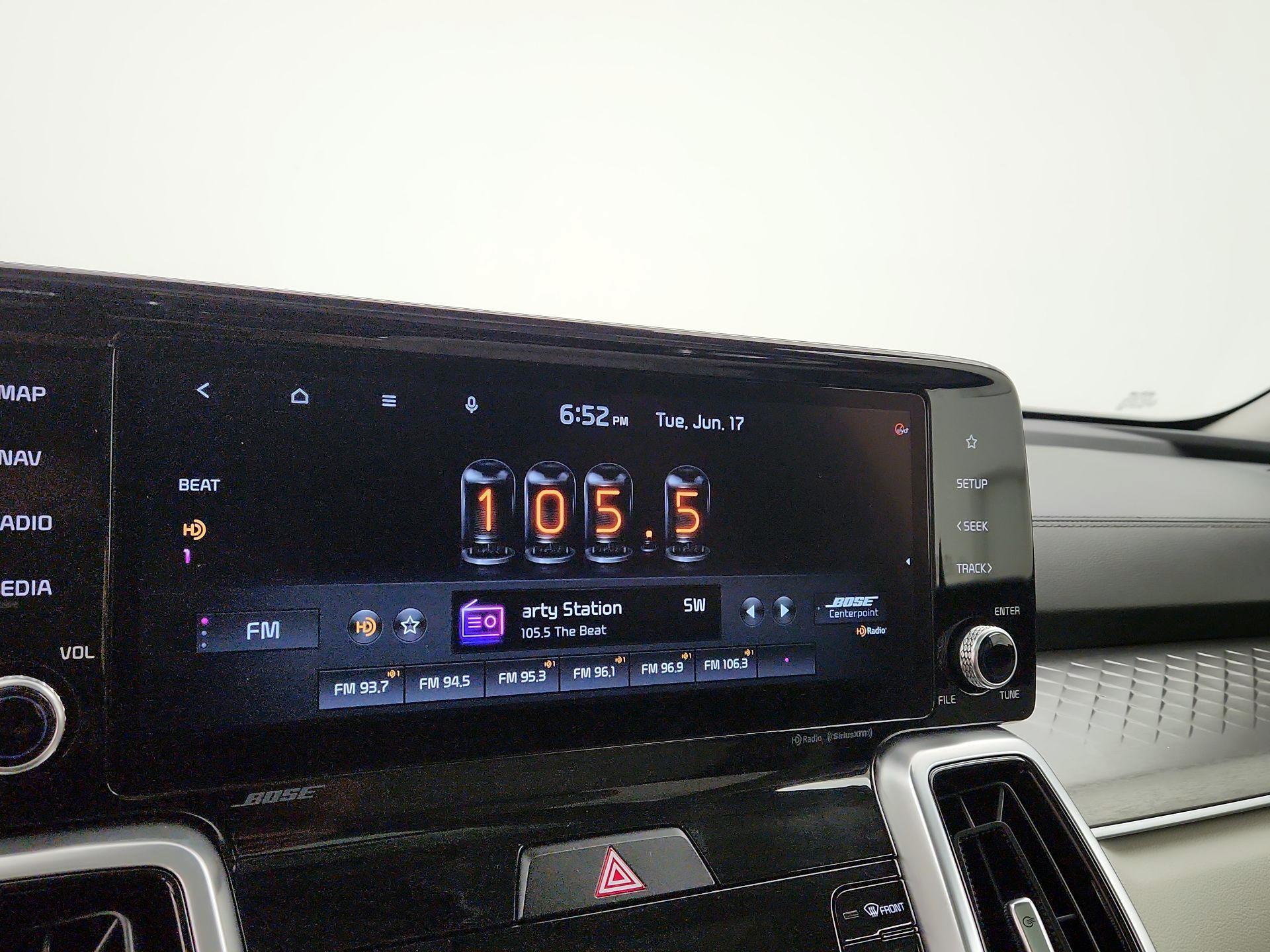 Thumbnail: 2021 Kia Sorento - 16