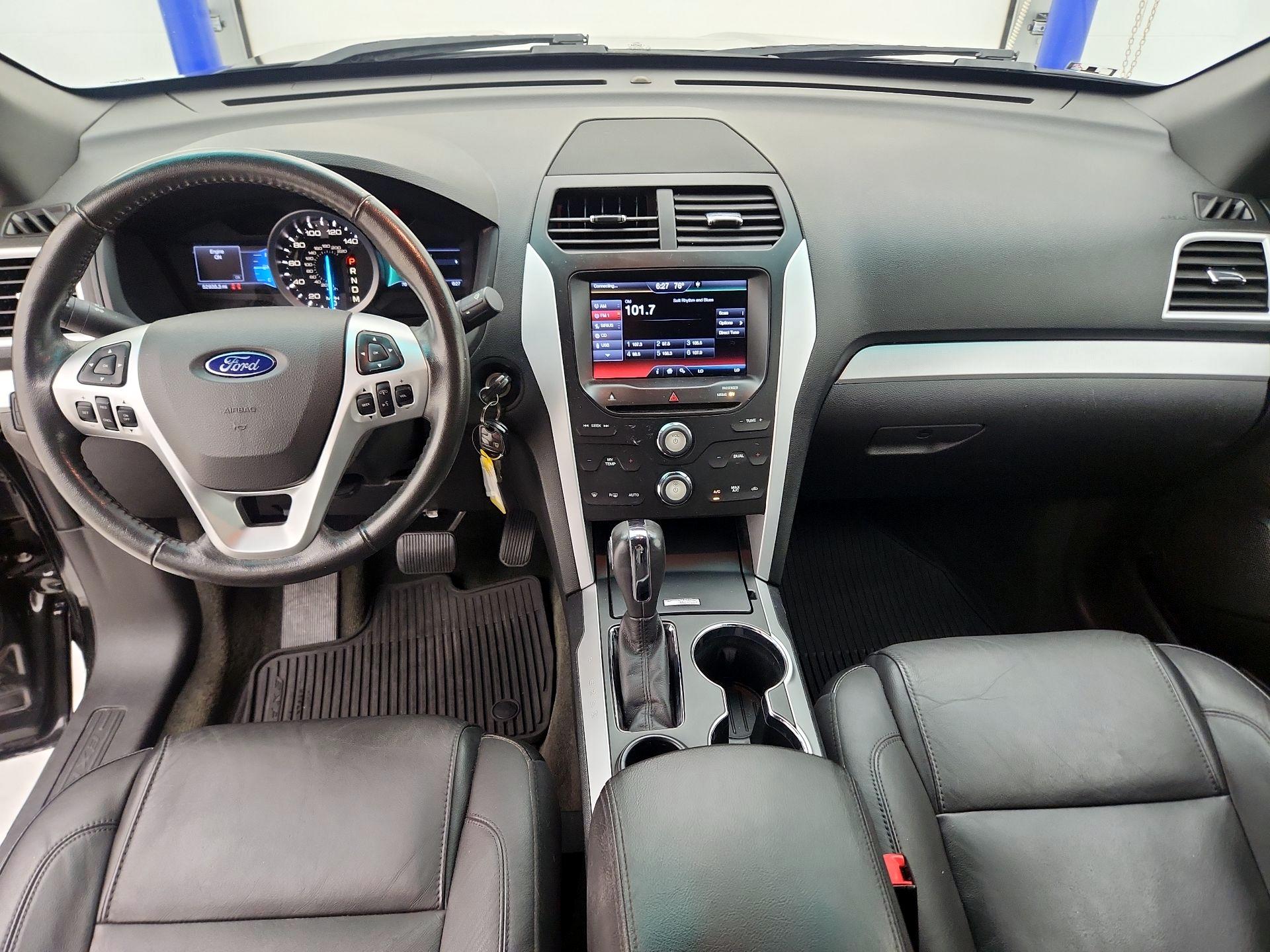 Thumbnail: 2014 Ford Explorer - 9