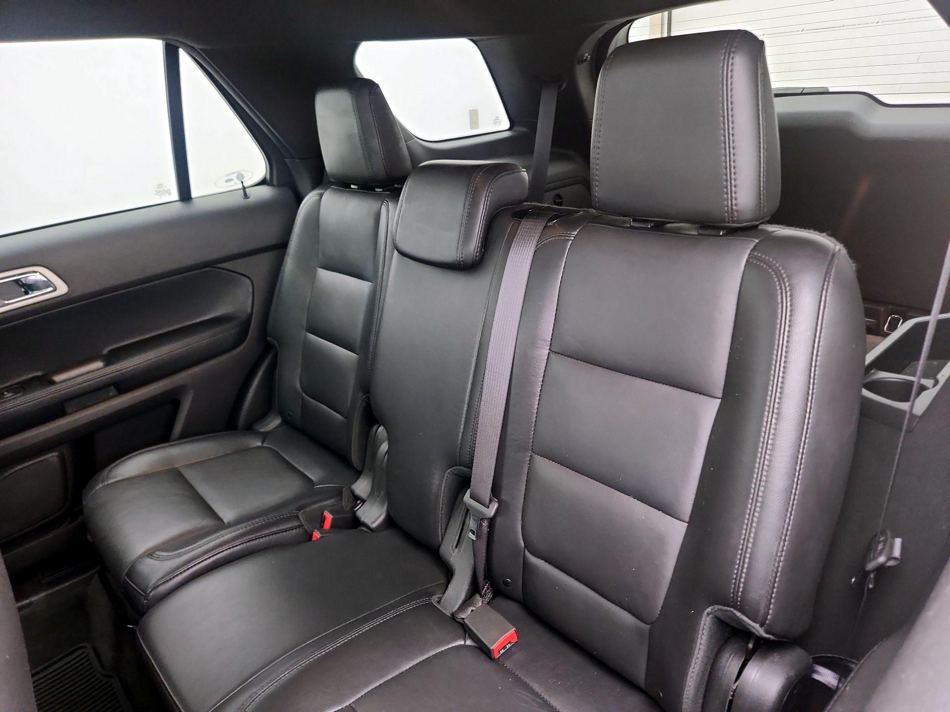 Thumbnail: 2014 Ford Explorer - 18