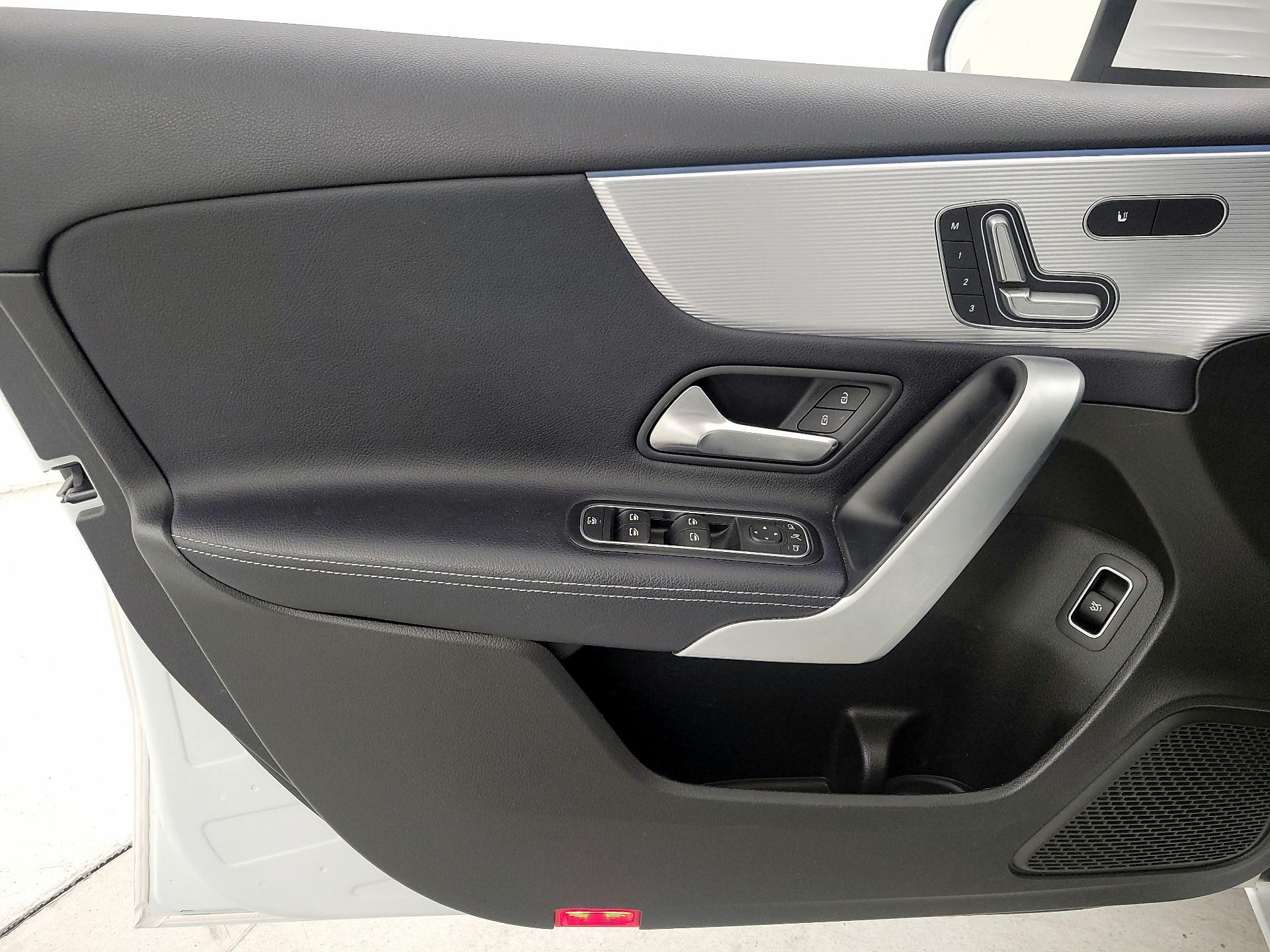 Thumbnail: 2020 Mercedes-Benz A-Class - 12