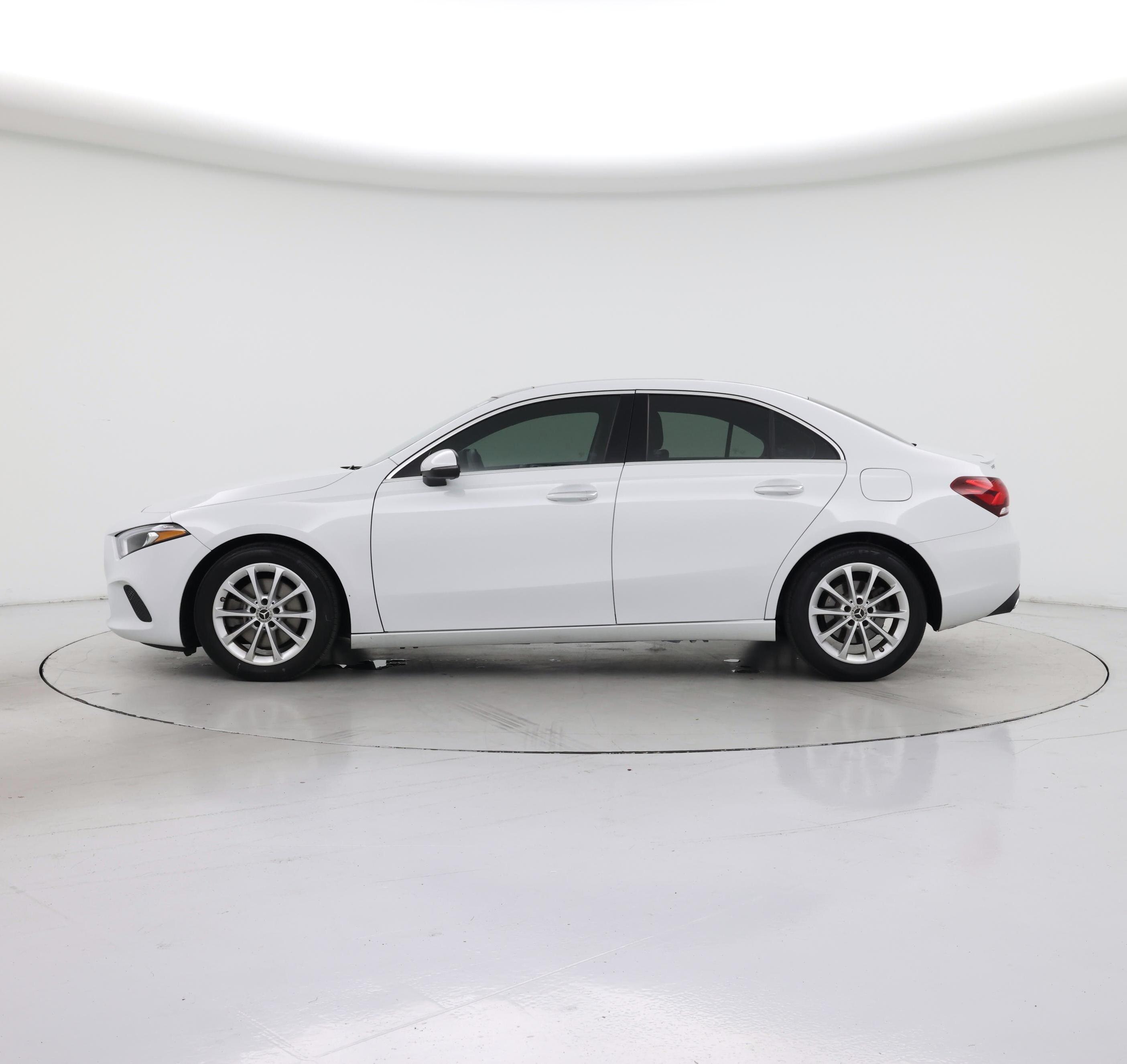 Thumbnail: 2020 Mercedes-Benz A-Class - 3