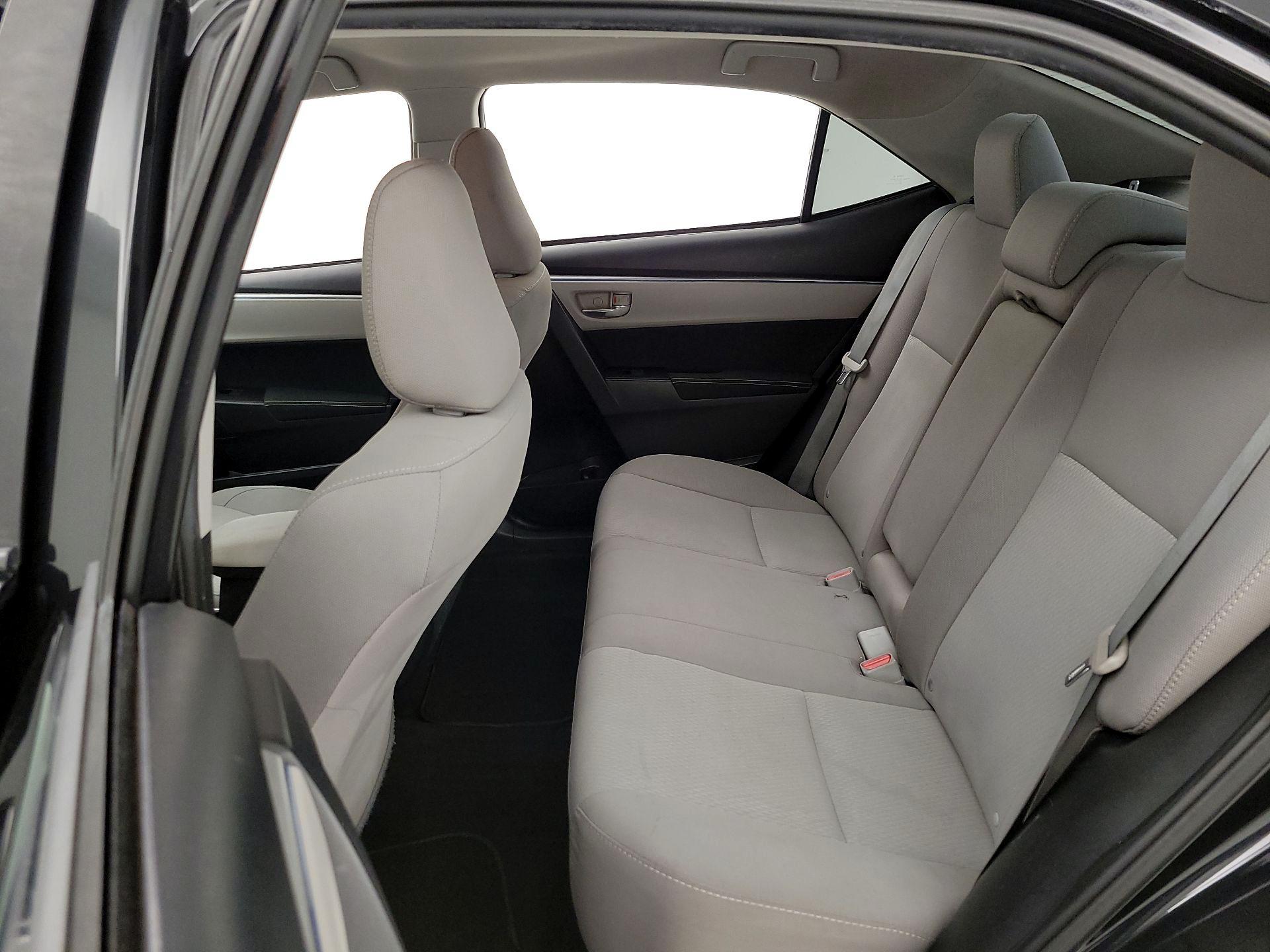 Thumbnail: 2016 Toyota Corolla - 19