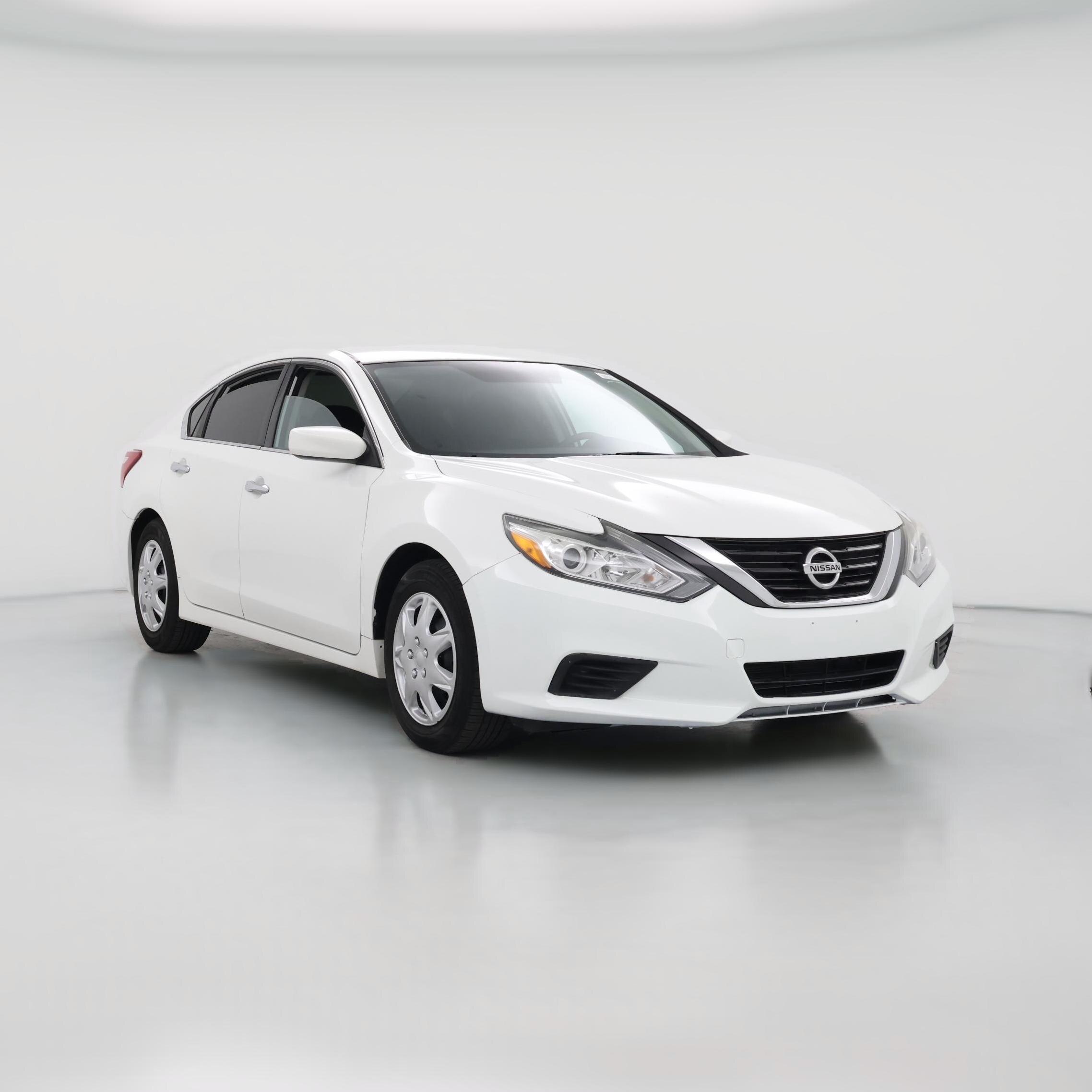 Thumbnail: 2016 Nissan Altima - 1