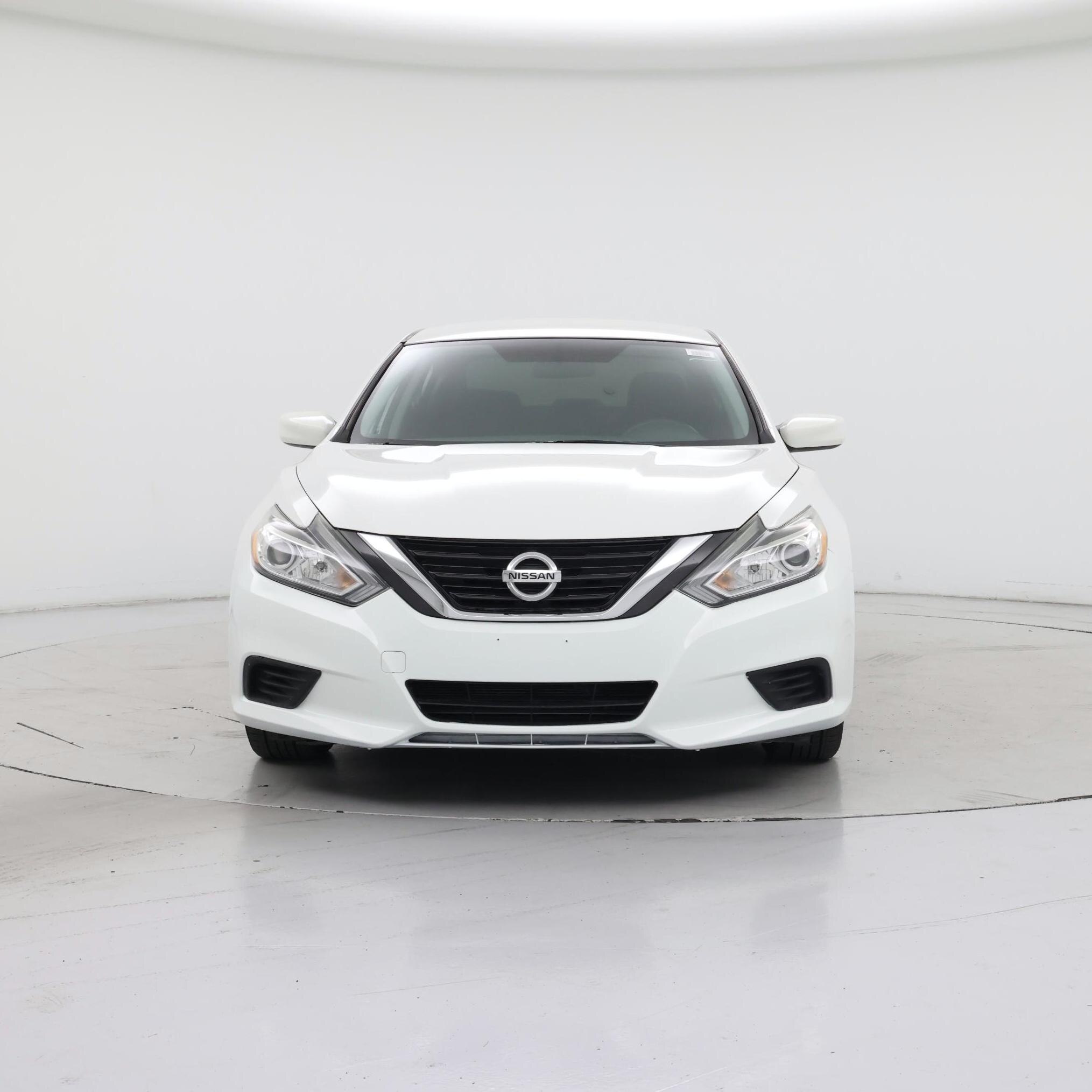 Thumbnail: 2016 Nissan Altima - 5