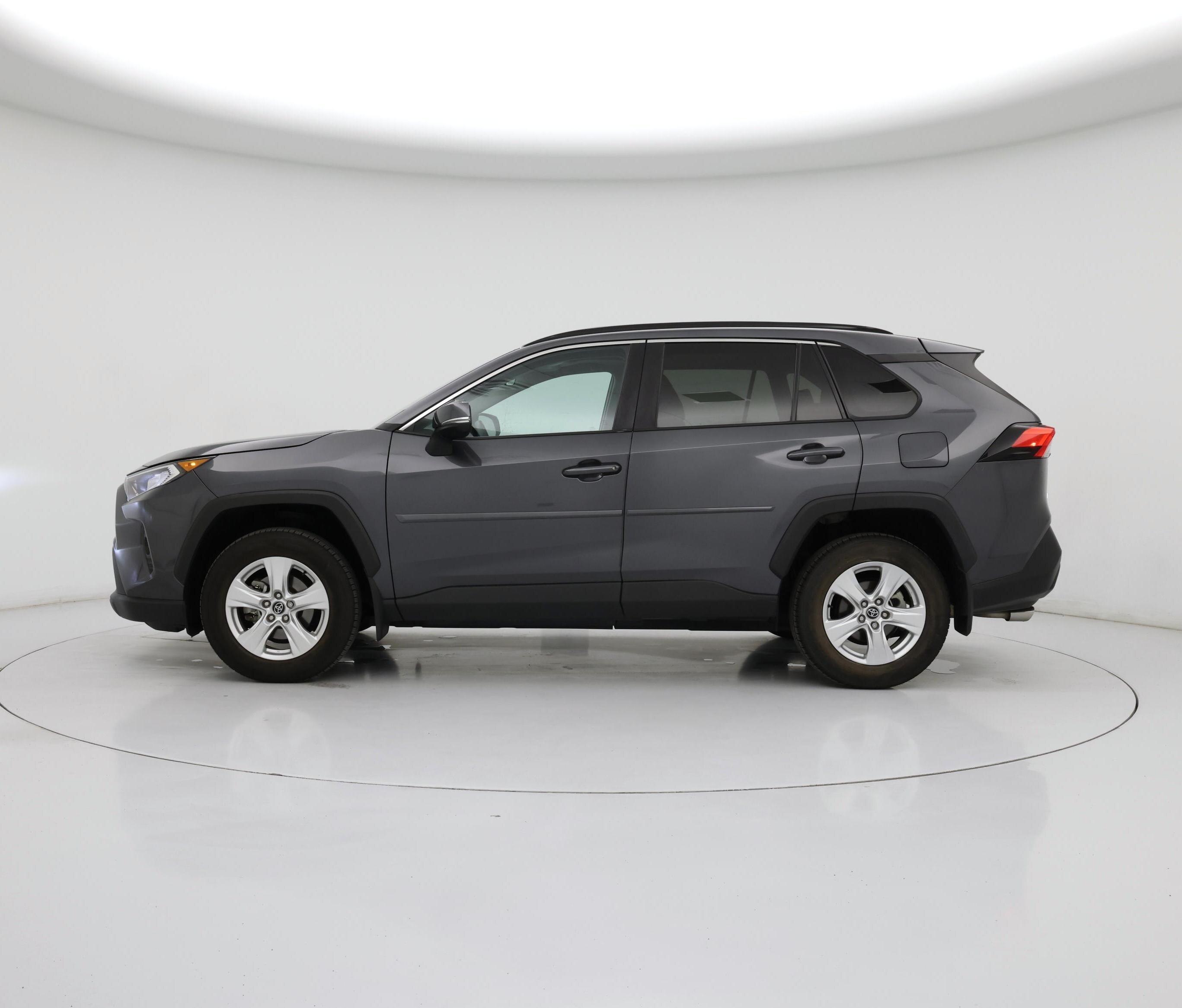 Thumbnail: 2020 Toyota RAV4 - 3
