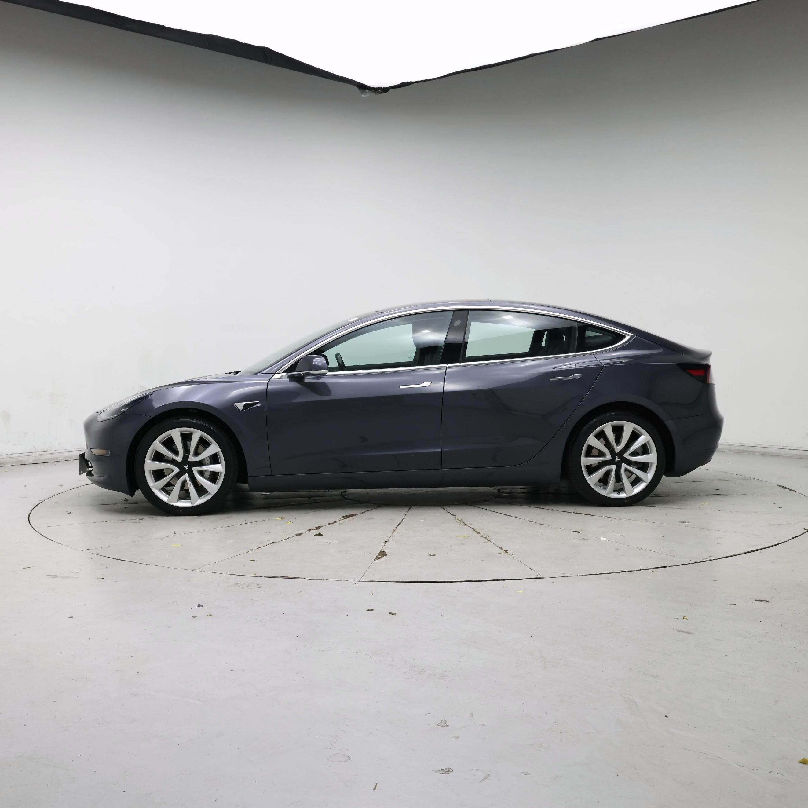 Thumbnail: 2018 Tesla Model 3 - 3