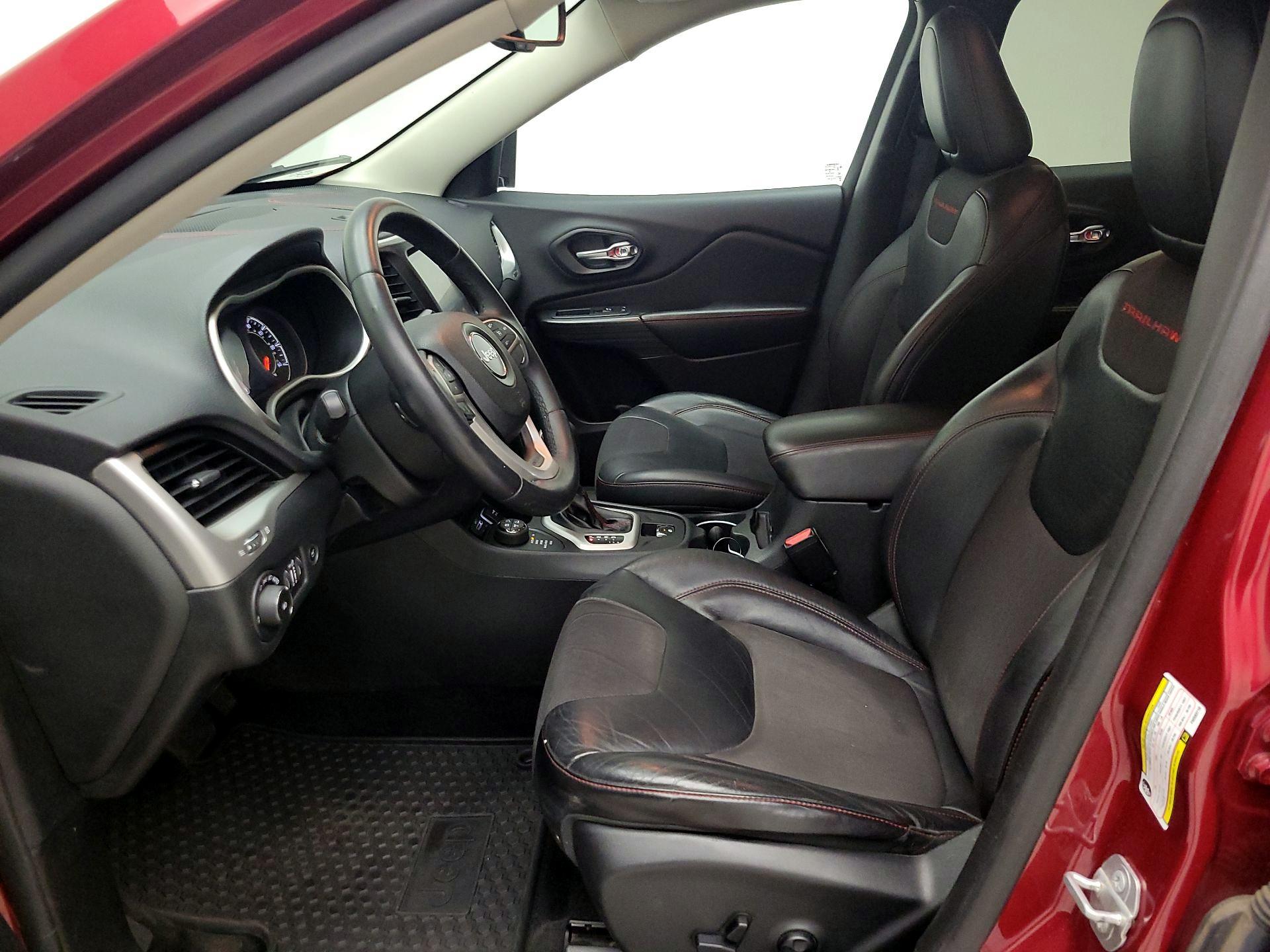 Thumbnail: 2015 Jeep Cherokee - 11