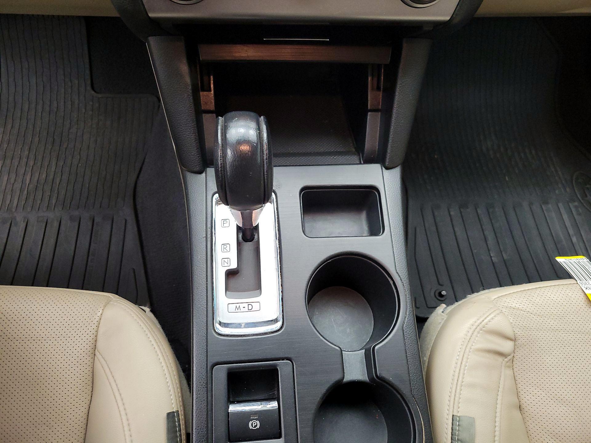 Thumbnail: 2015 Subaru Outback - 18