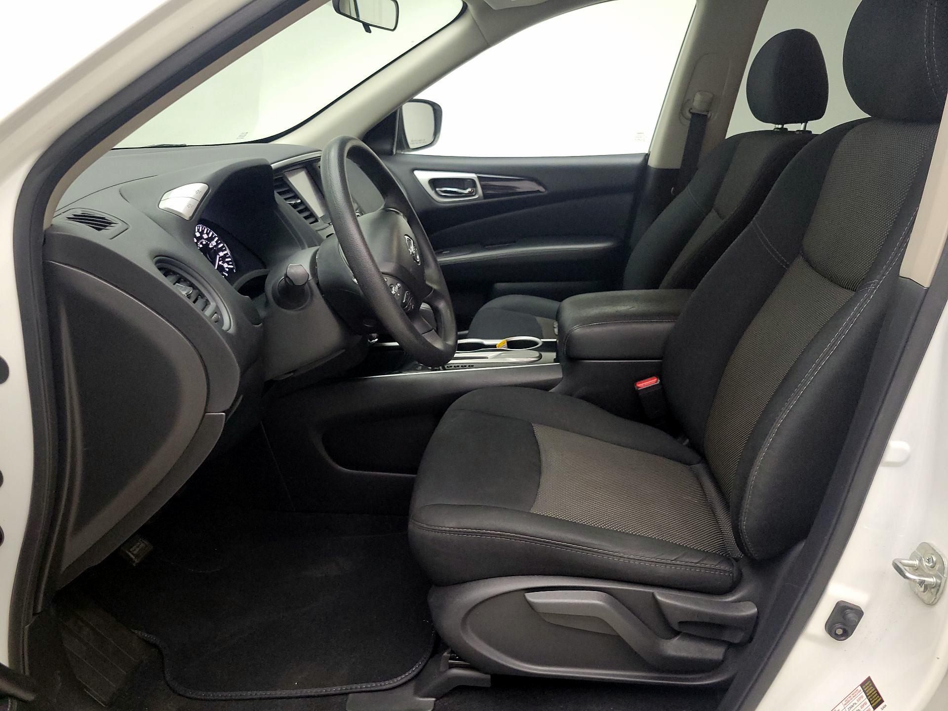 Thumbnail: 2019 Nissan Pathfinder - 11