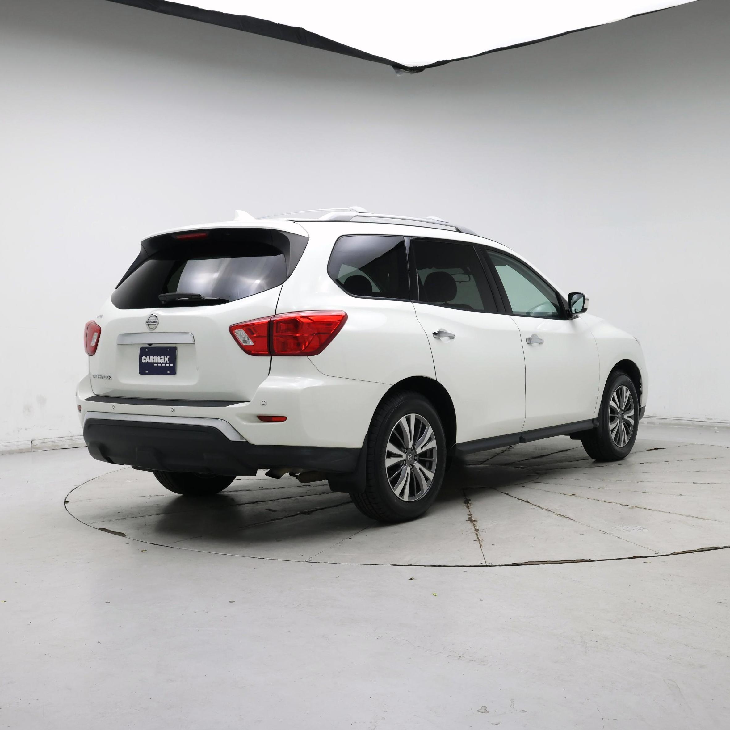 Thumbnail: 2019 Nissan Pathfinder - 8