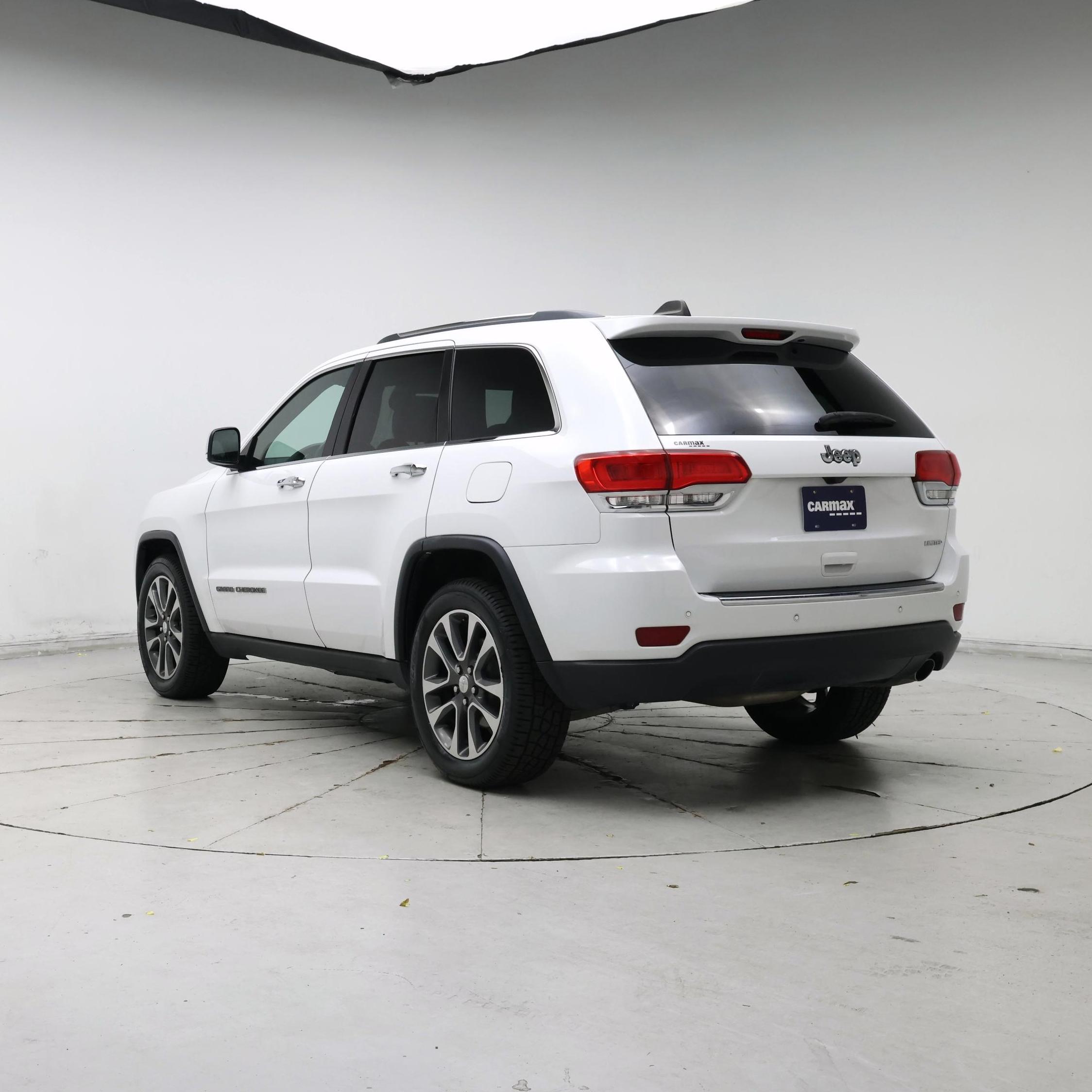 Thumbnail: 2018 Jeep Grand Cherokee - 2