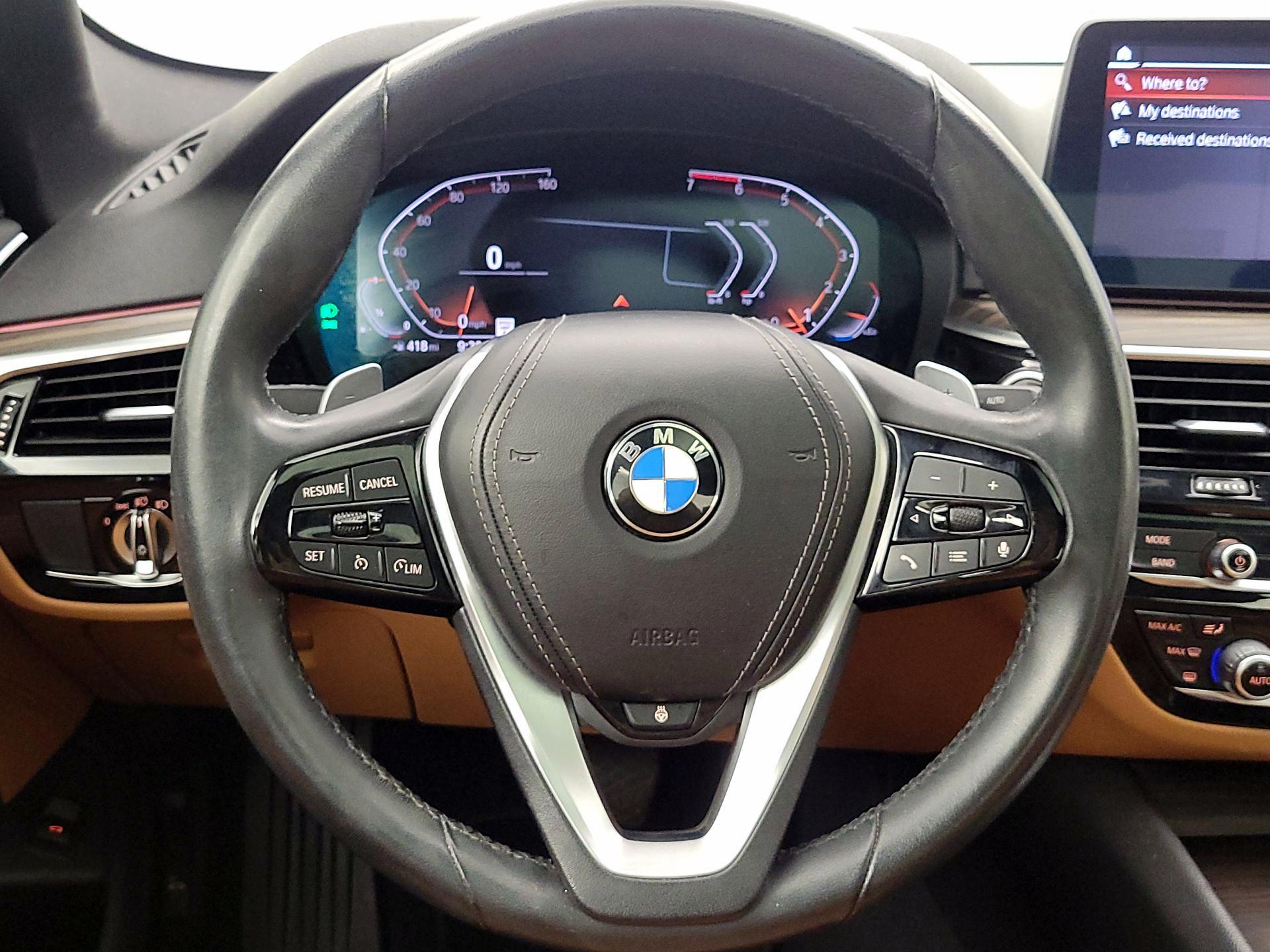 Thumbnail: 2021 BMW 5 Series - 10