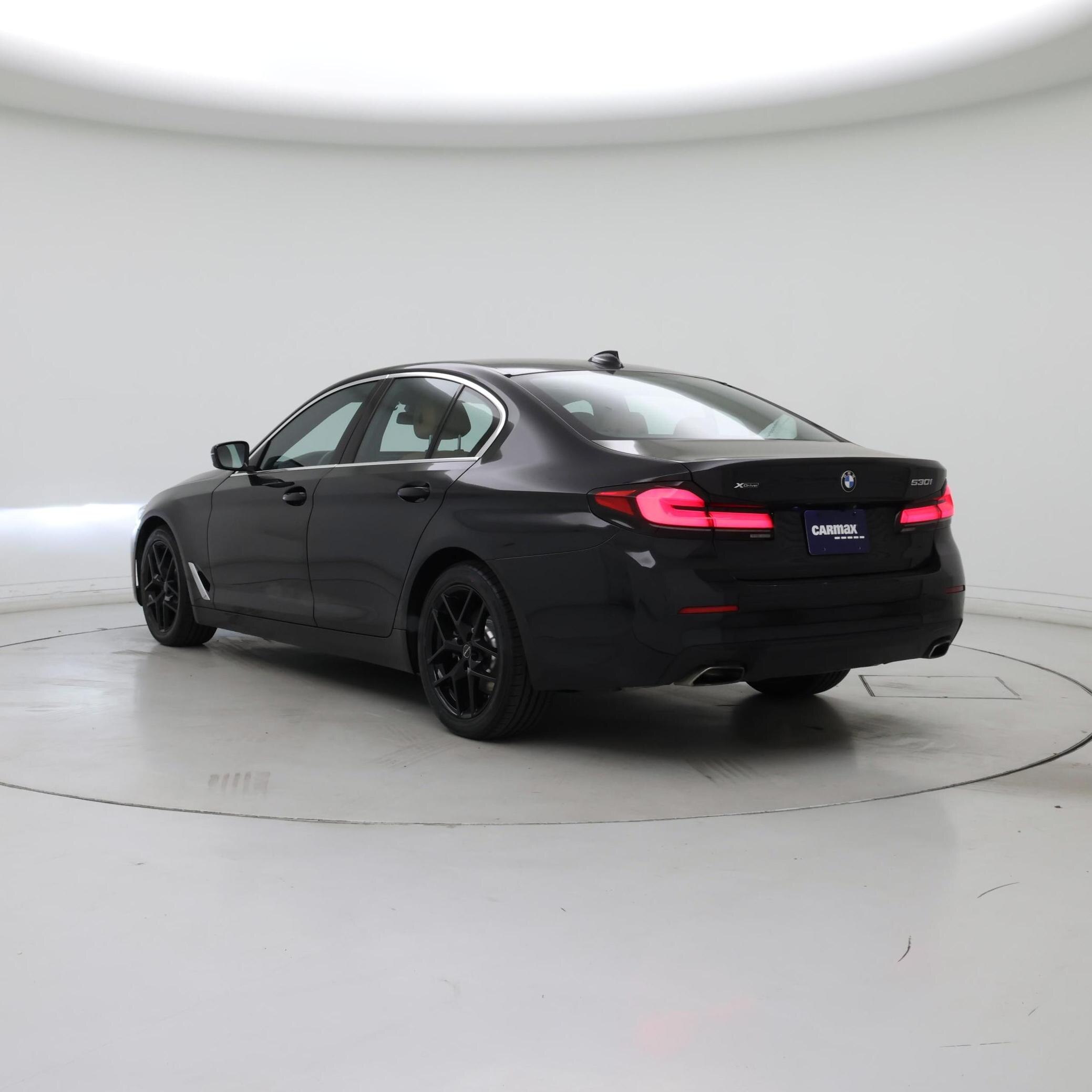 Thumbnail: 2021 BMW 5 Series - 2