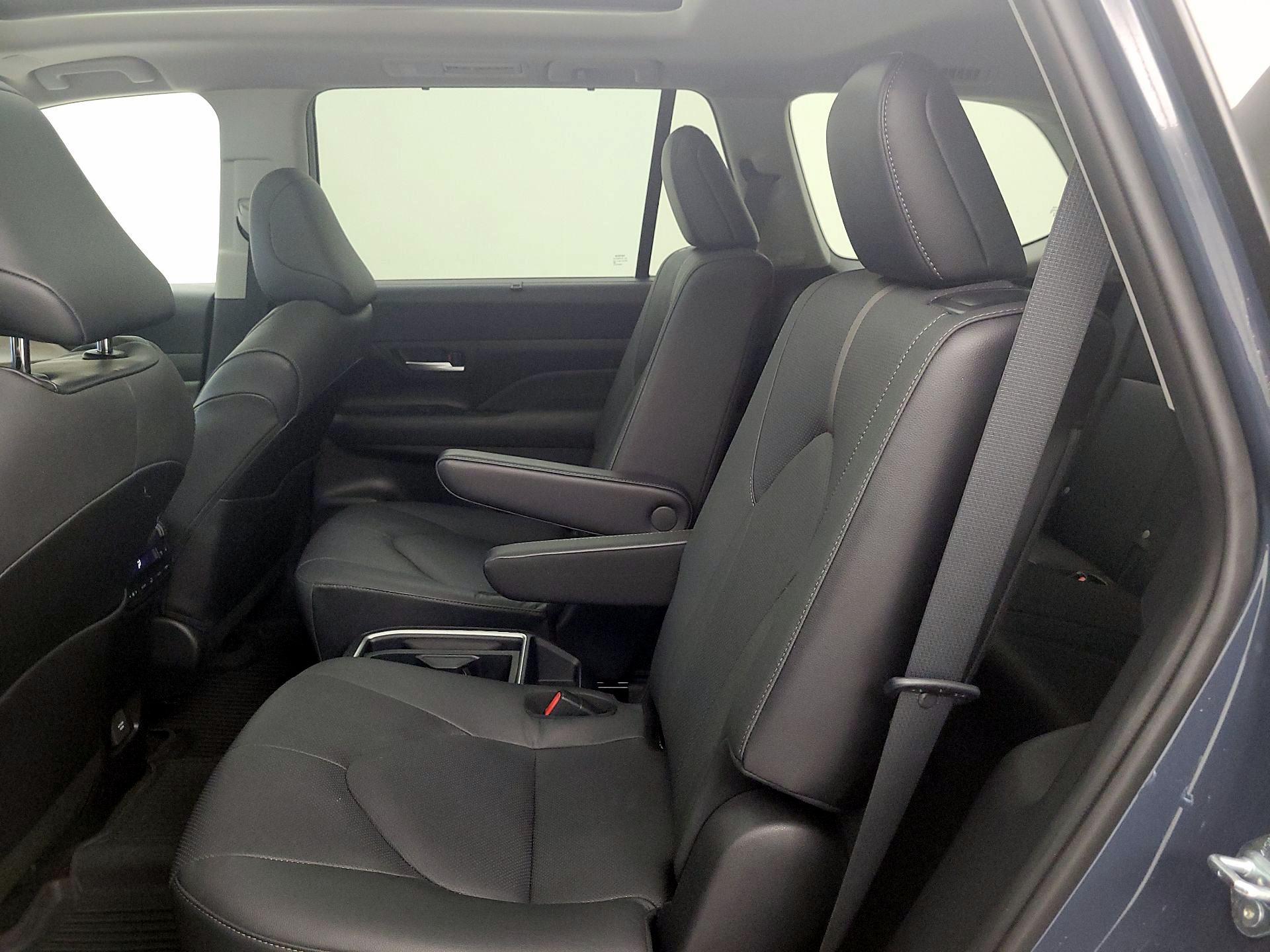 Thumbnail: 2024 Toyota Grand Highlander - 20